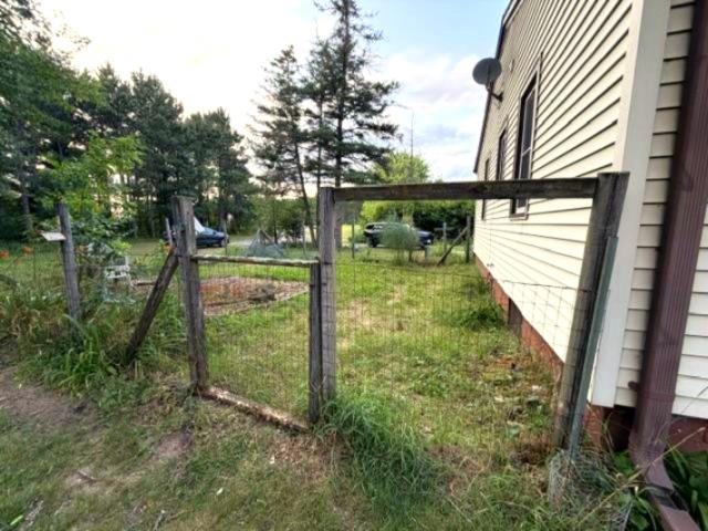 743 State Highway 73 Property Photo 6