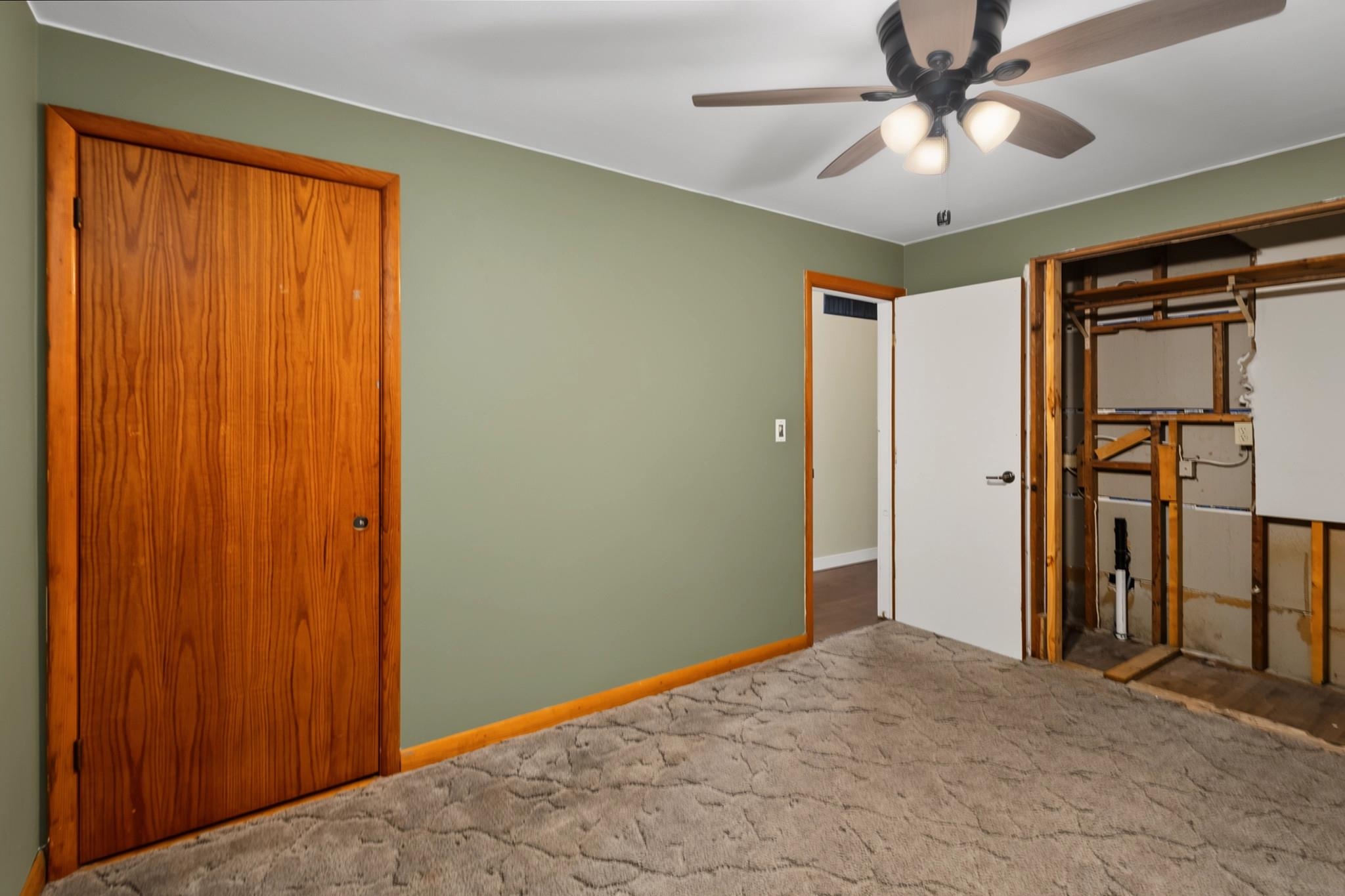 5886 Main Street Property Photo 12