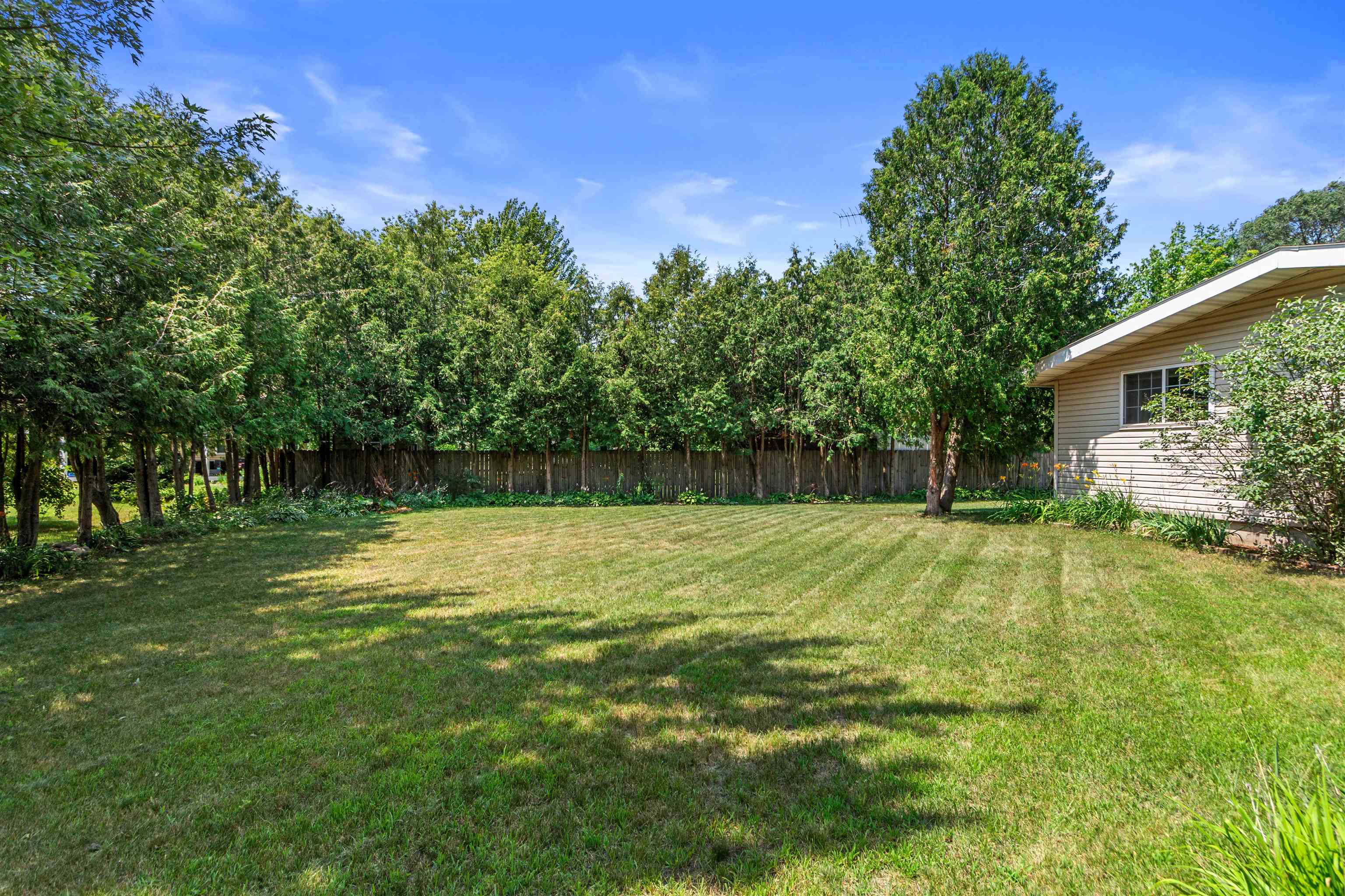 3021 Katherine Circle Property Photo 33