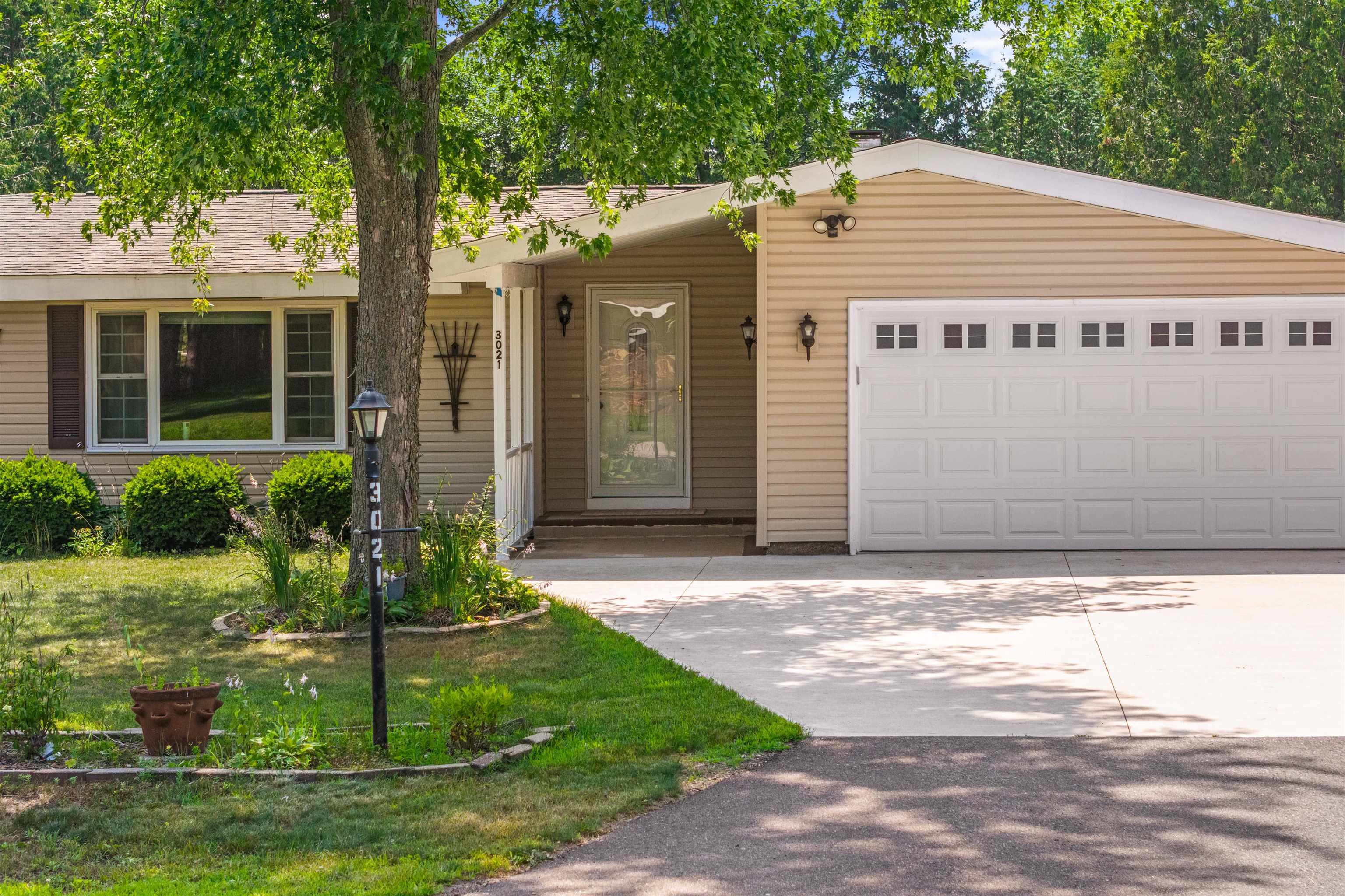 3021 Katherine Circle Property Photo 46