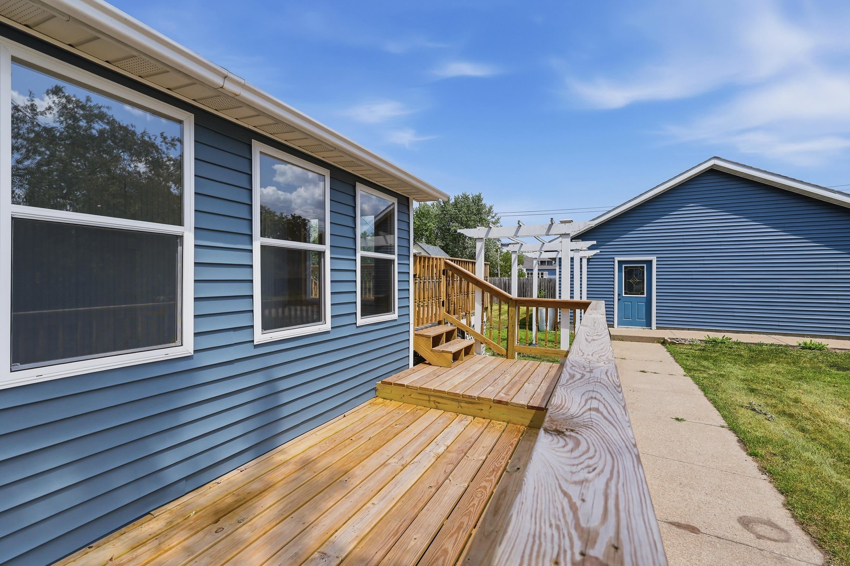 431 9th Street South Property Photo 43