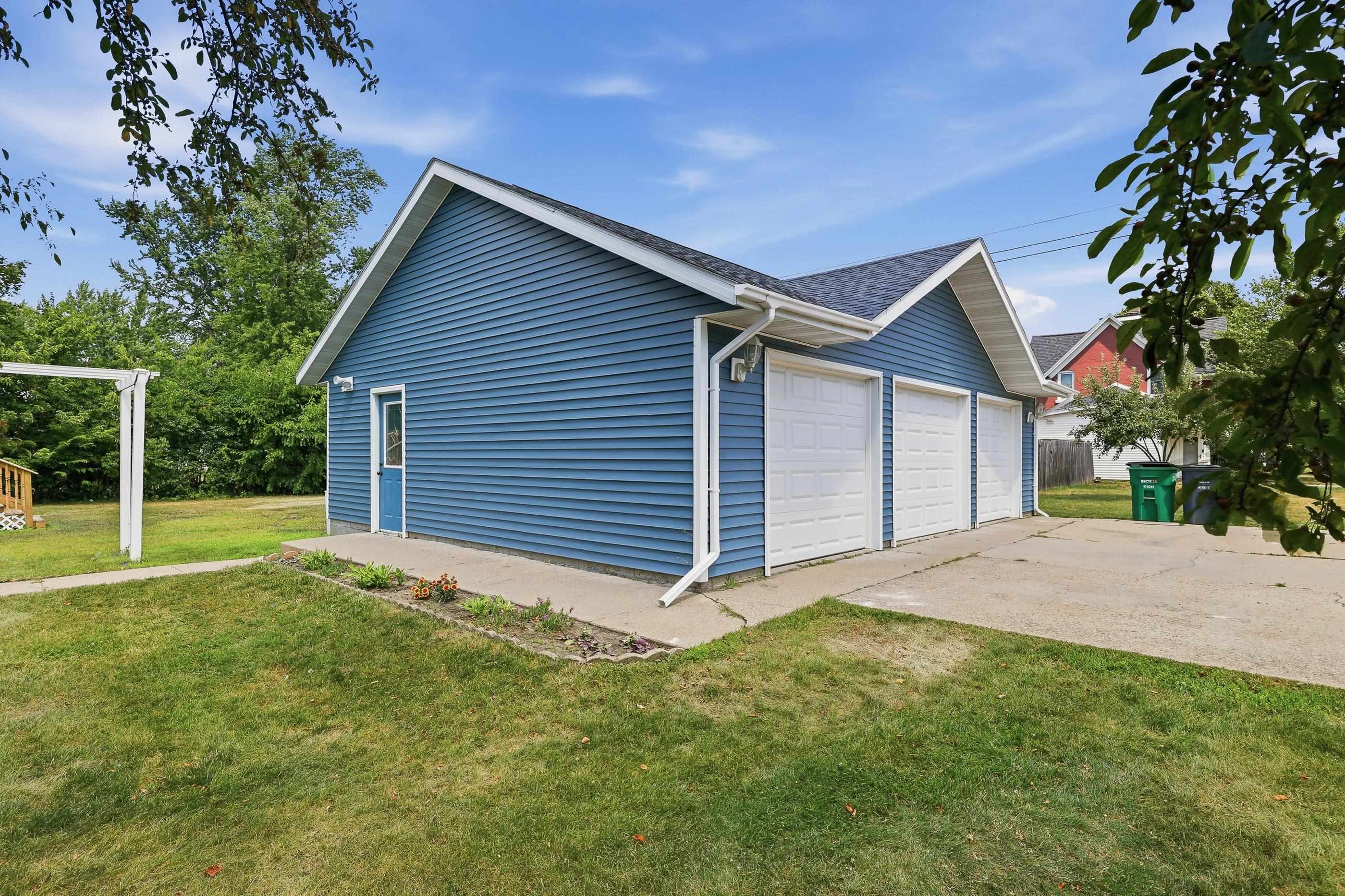 431 9th Street South Property Photo 50