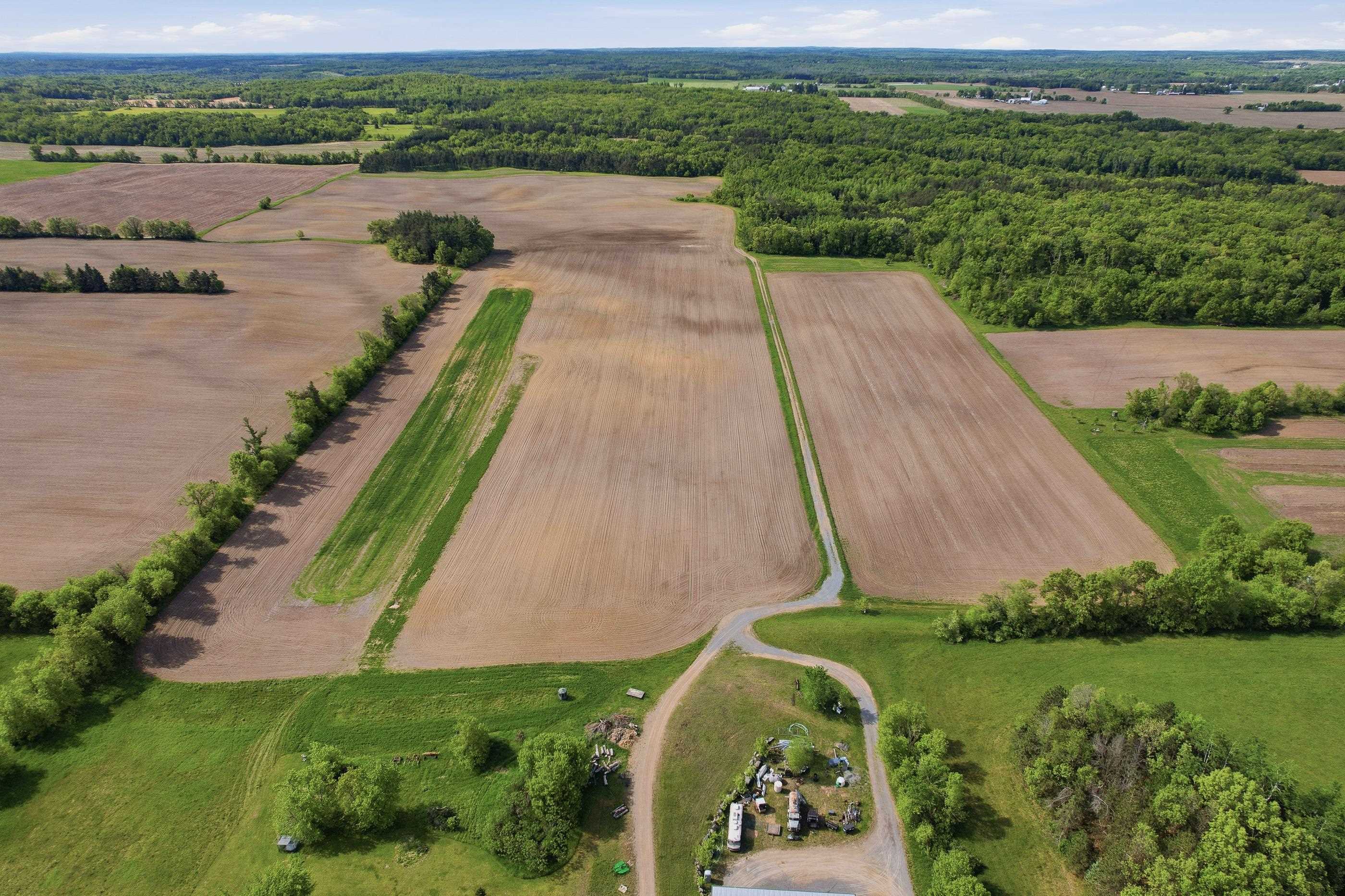 9523 River Road Property Photo 4