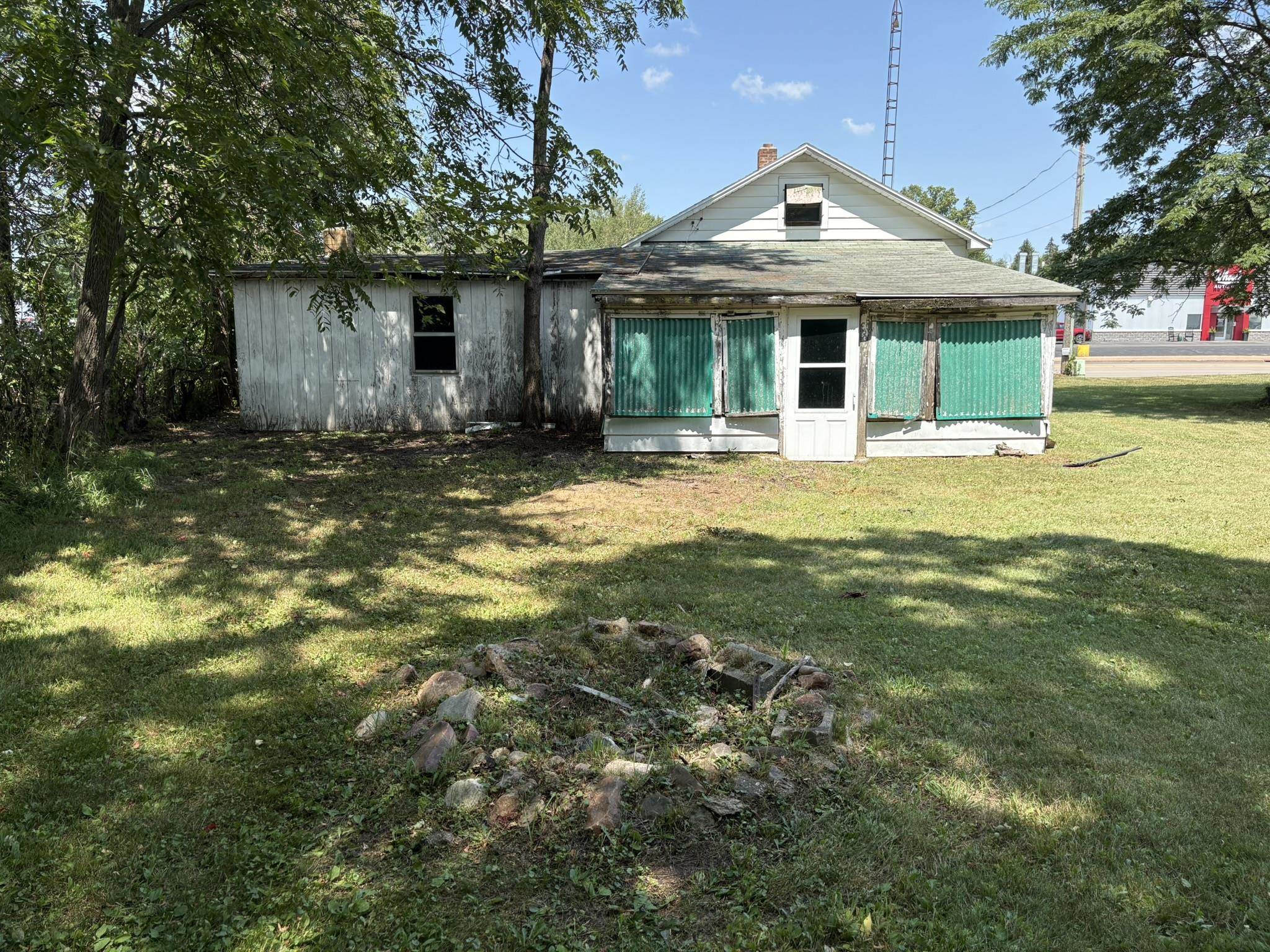 2261 W Grand Avenue Property Photo 26