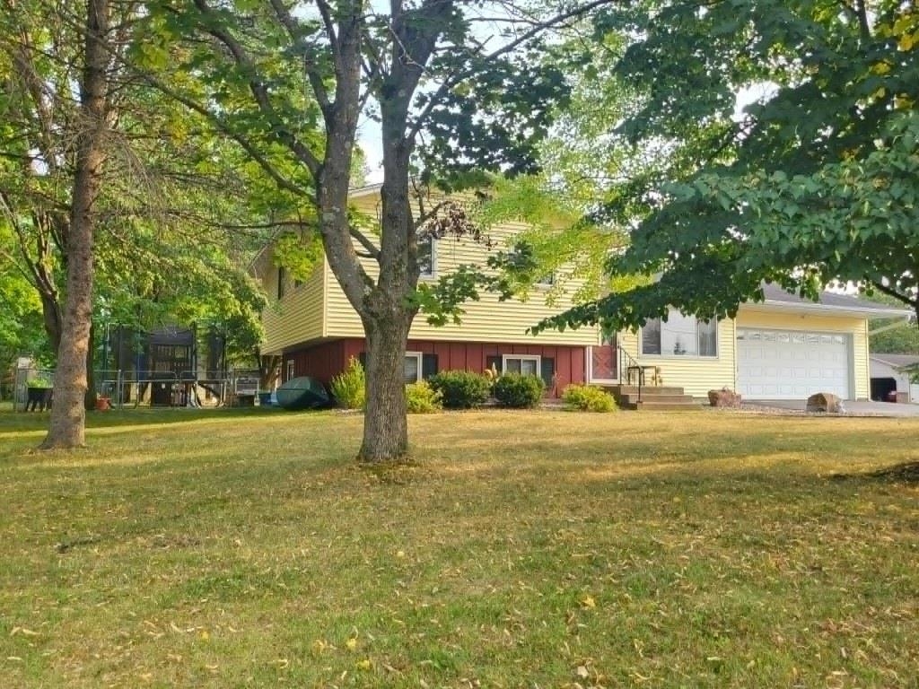4203 Sternberg Avenue Property Photo 3