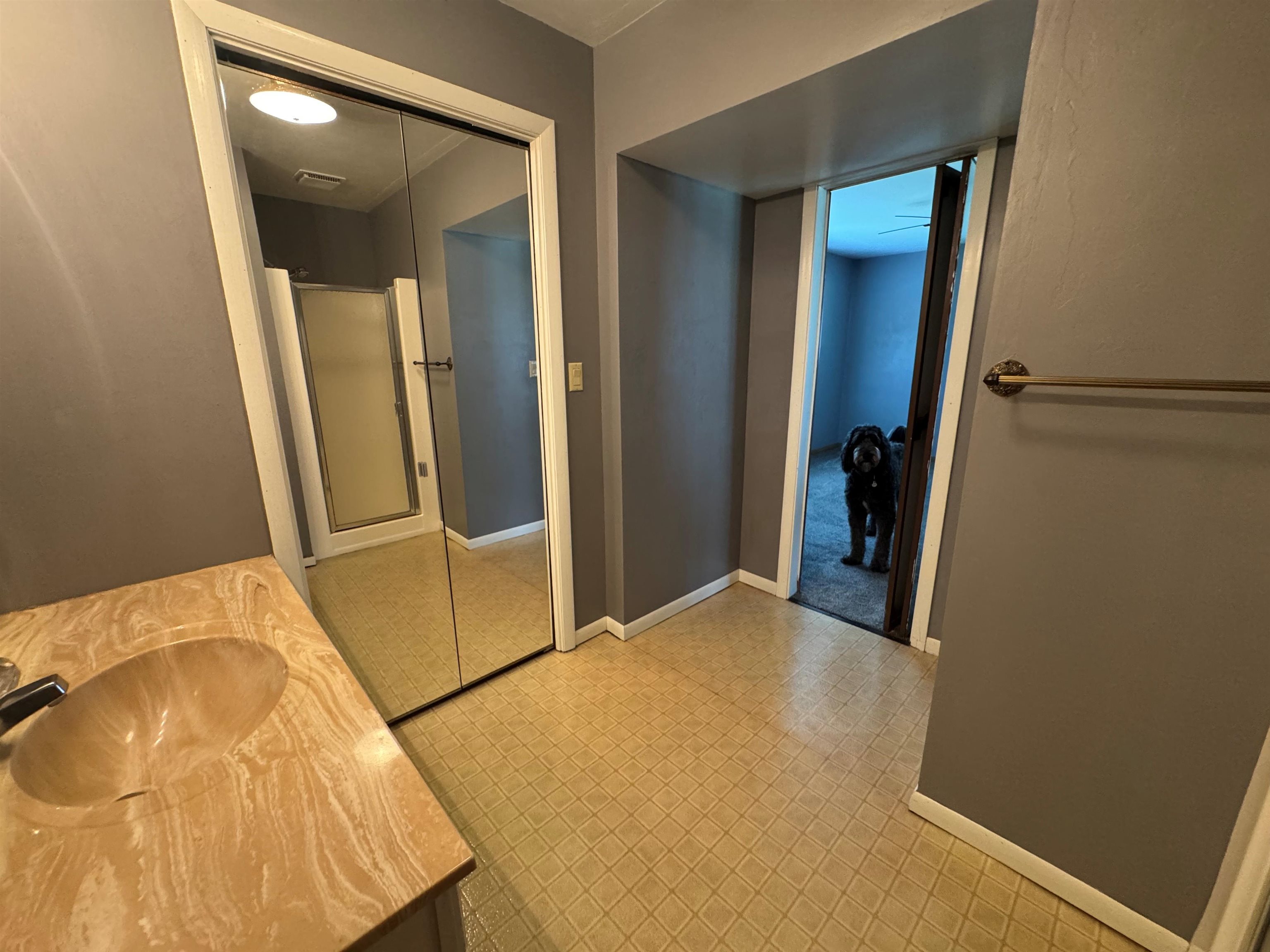 2703 Glen Drive Property Photo 21