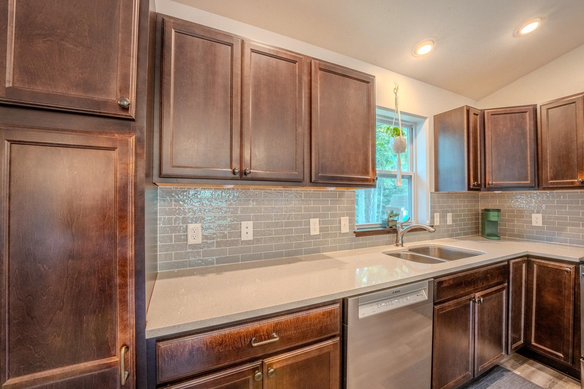 6707 Cavin Drive Property Photo 15