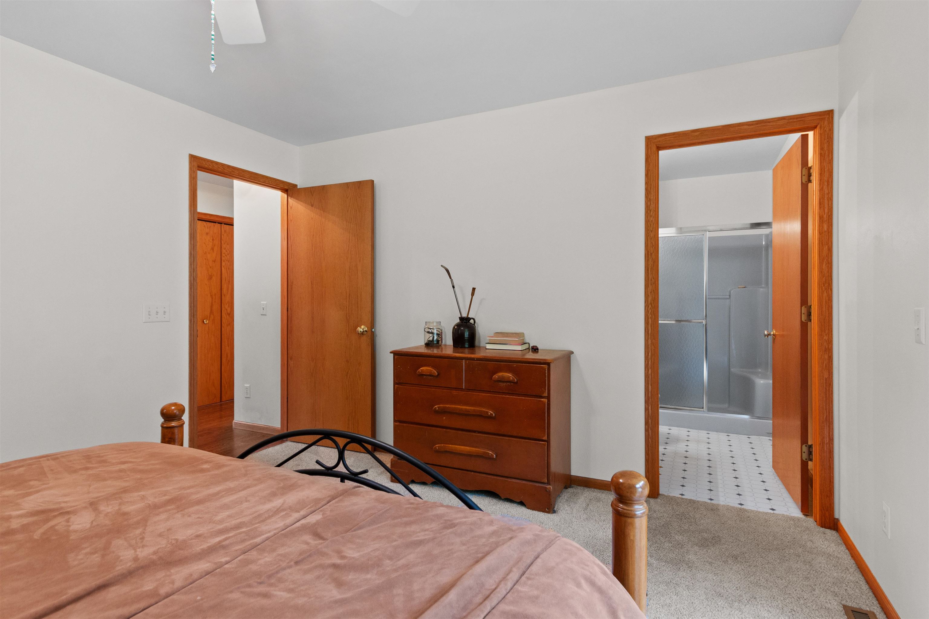 6220 Pointe Place Property Photo 12
