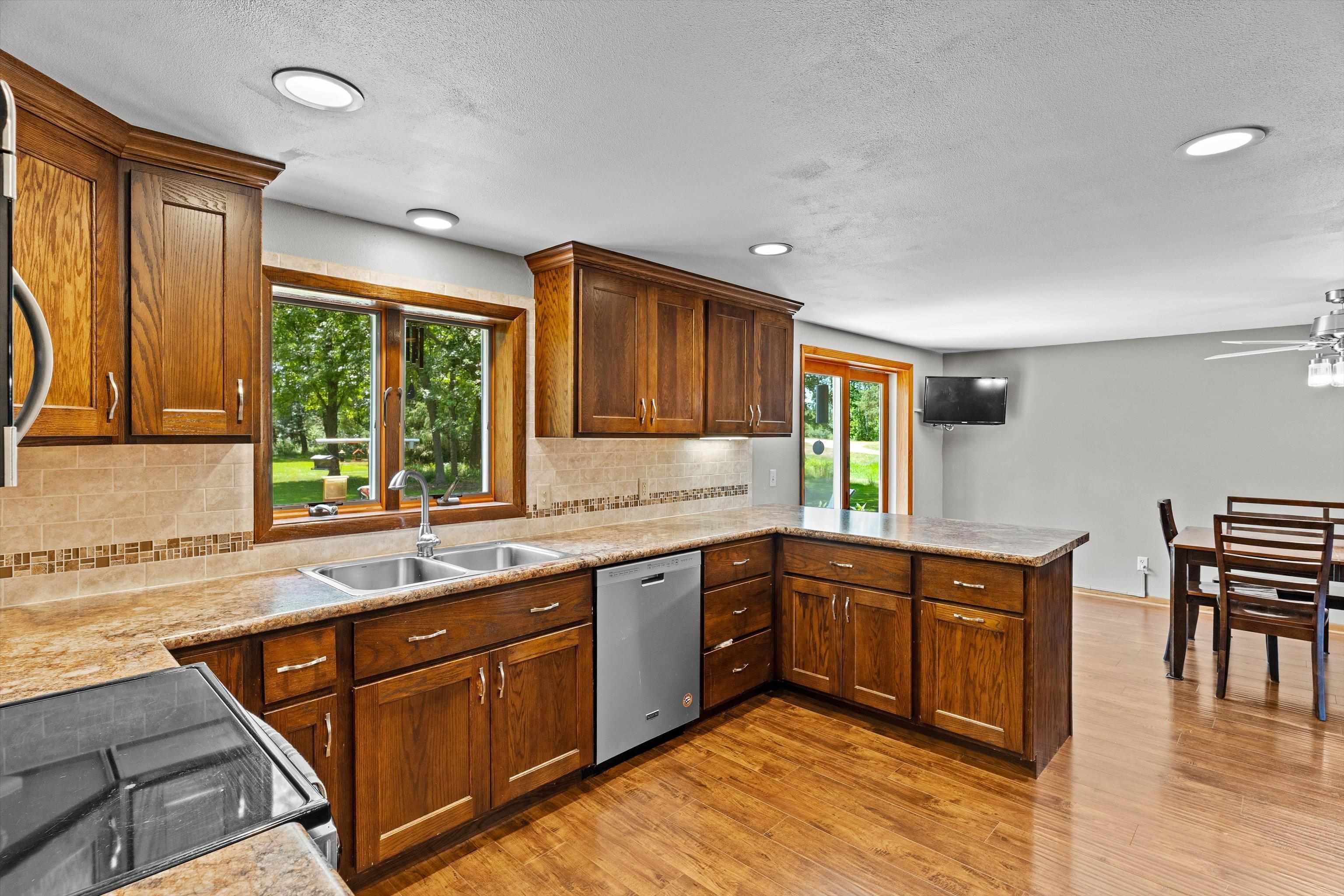 116395 Riverside Road Property Photo 11