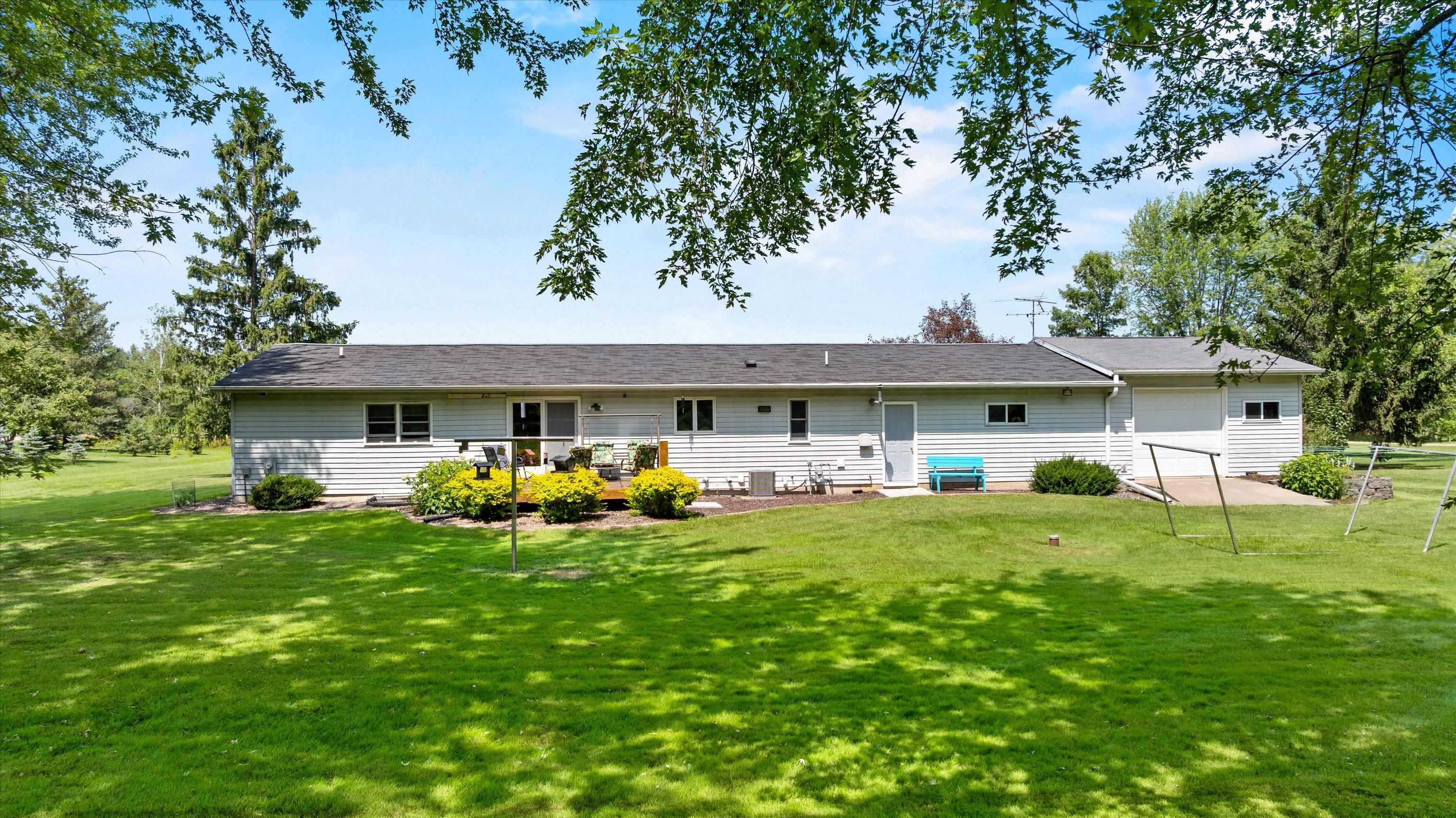 116395 Riverside Road Property Photo 33