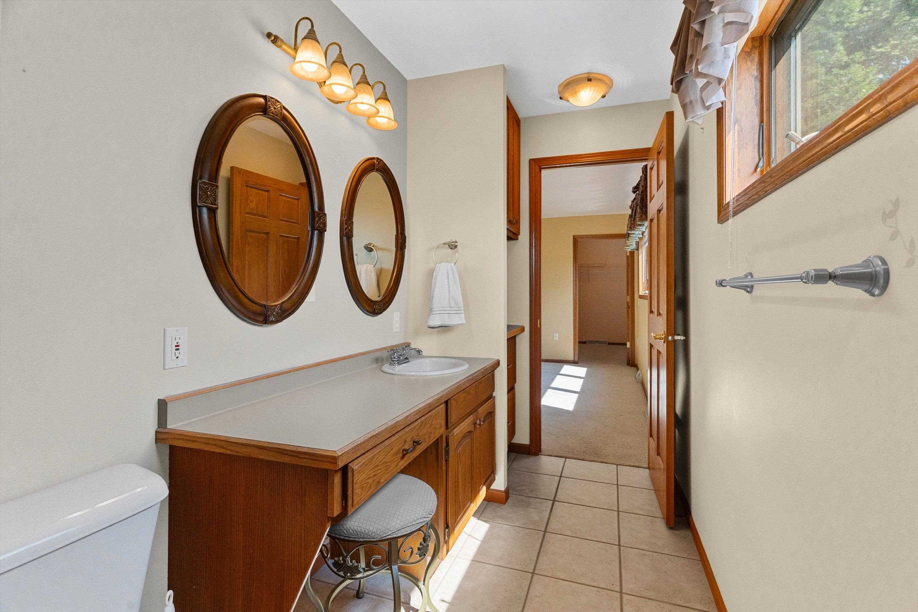 1201 W 11th Street Property Photo 37