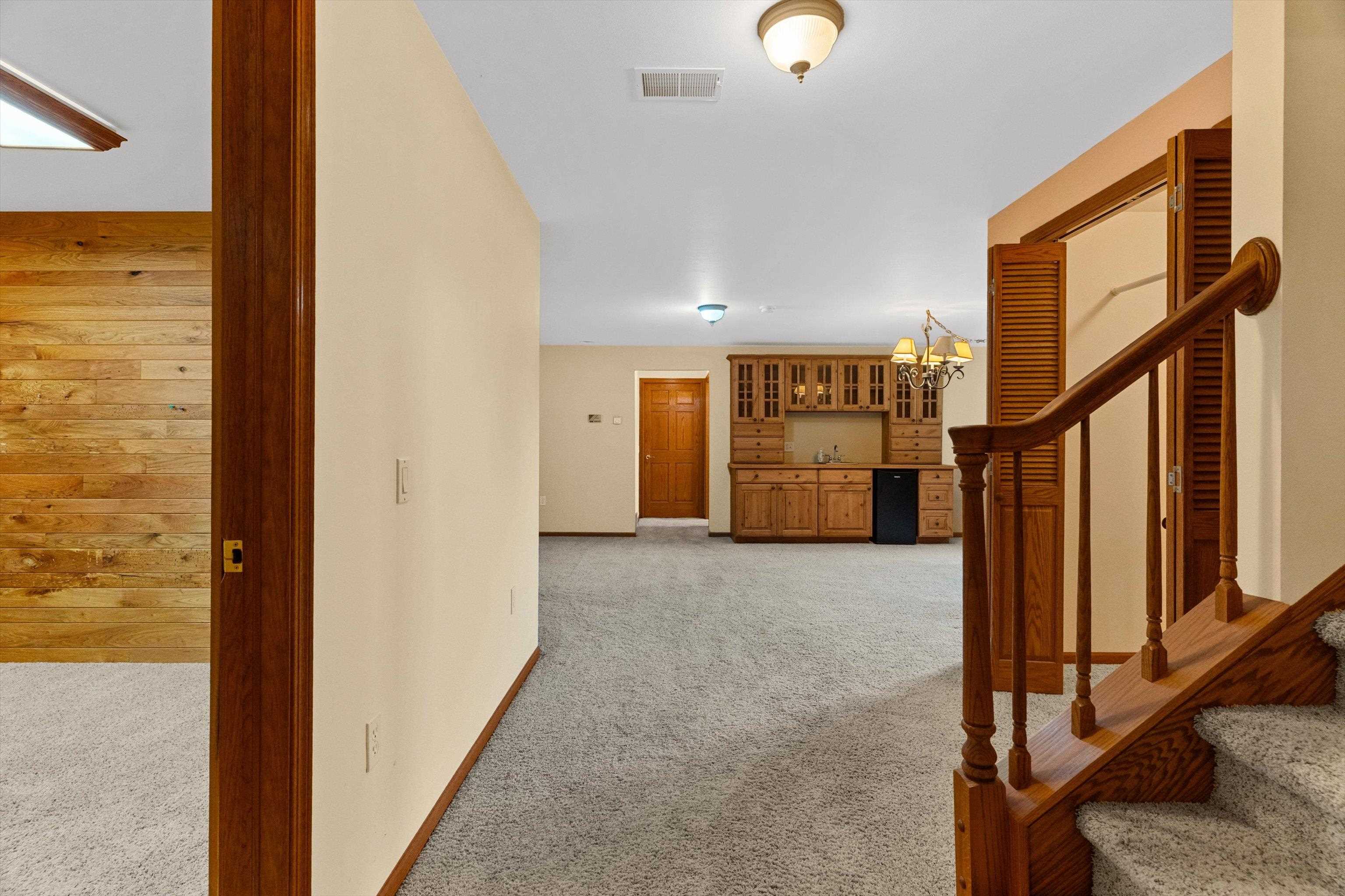 1201 W 11th Street Property Photo 39