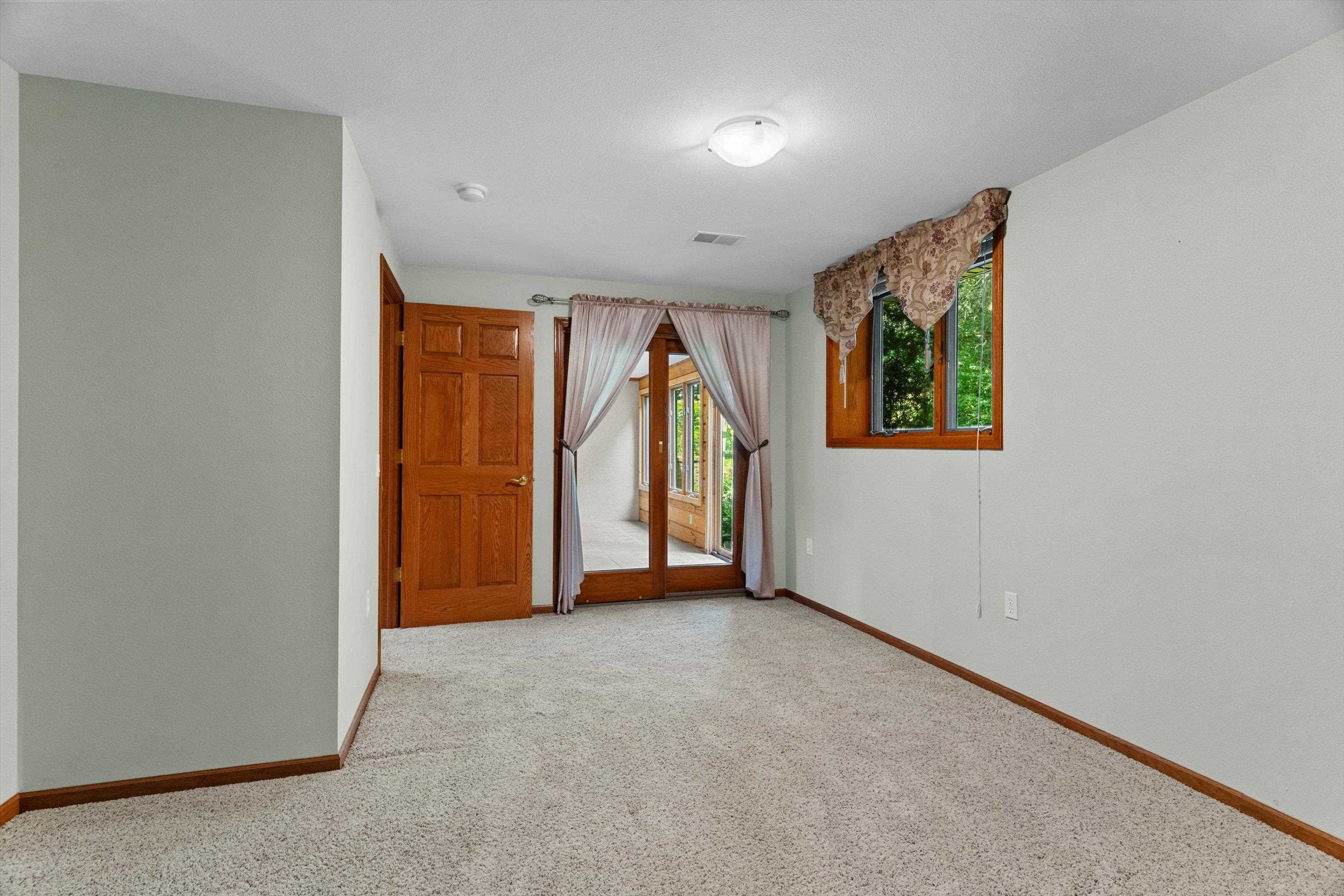 1201 W 11th Street Property Photo 49