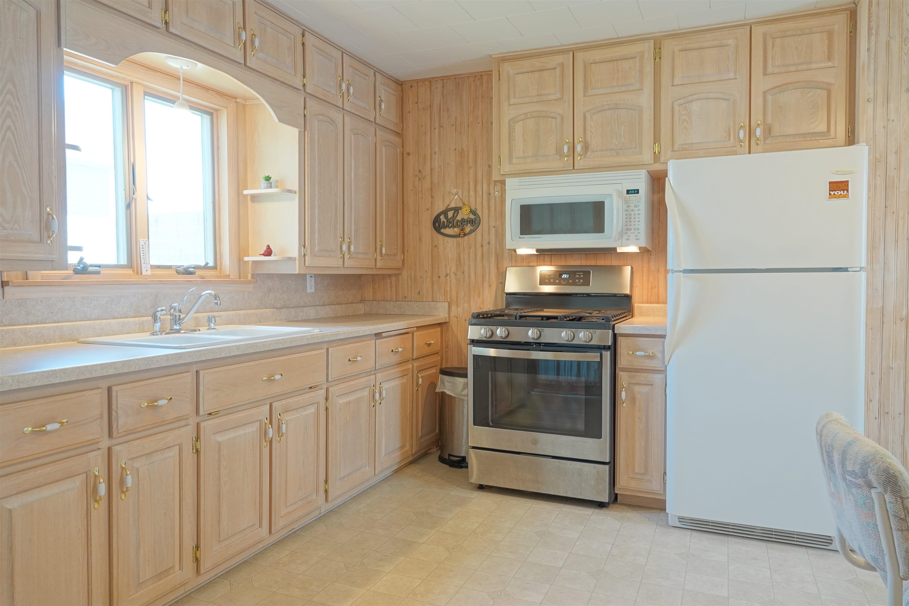 320 Elm Street Property Photo 6
