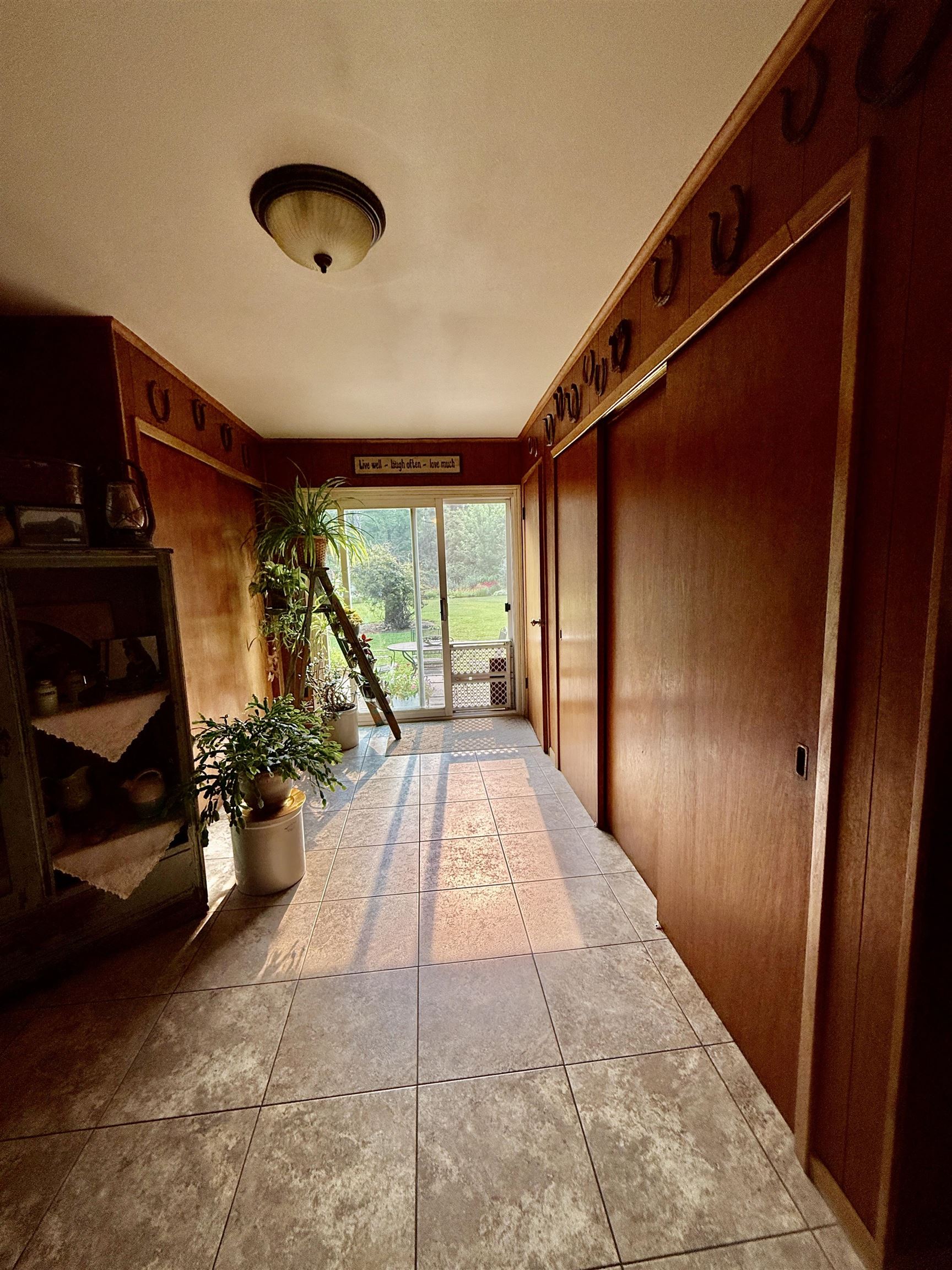 506 S Mission Street Property Photo 15