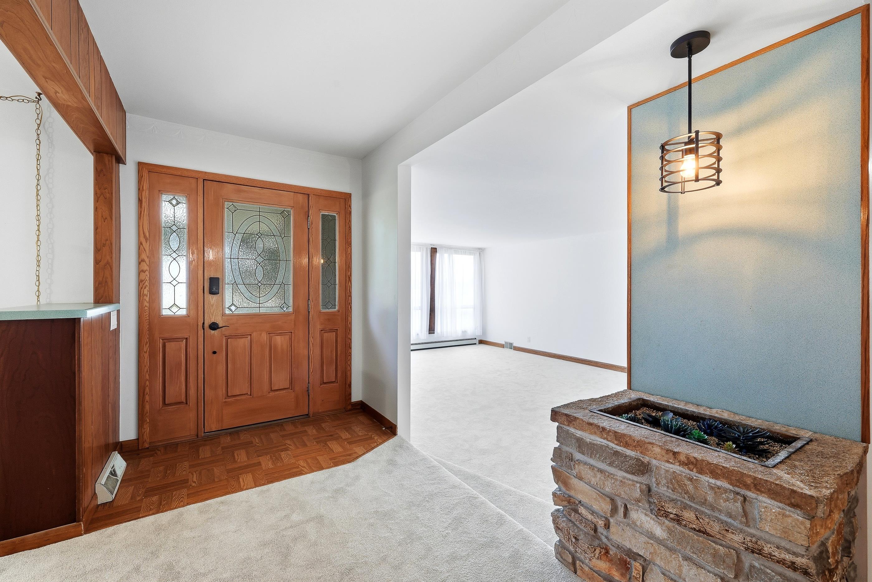 5595 Ellis Street Property Photo 14