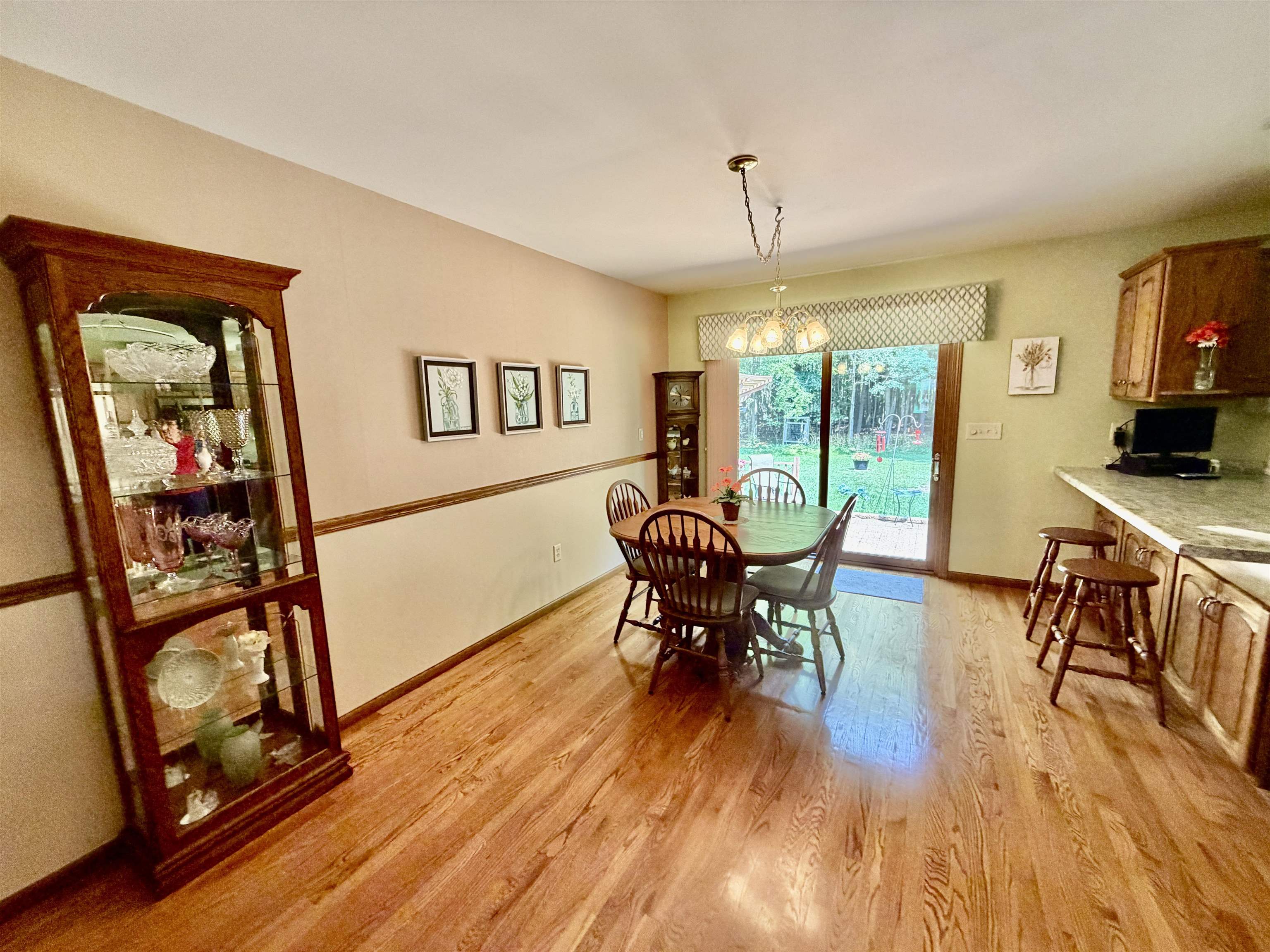 1204 Lemke Street Property Photo 4