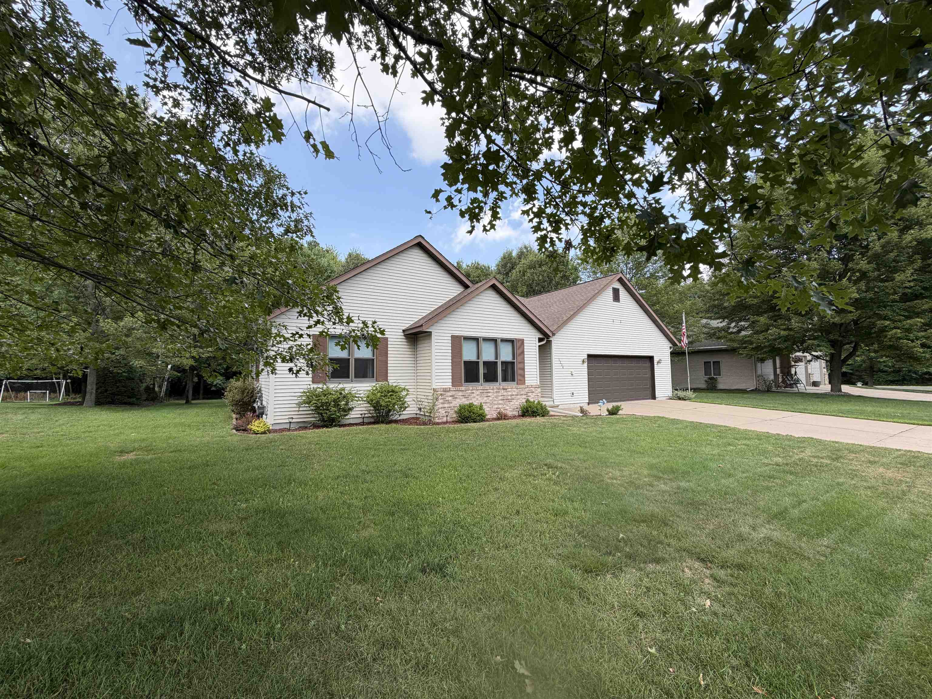 1204 Lemke Street Property Photo 15
