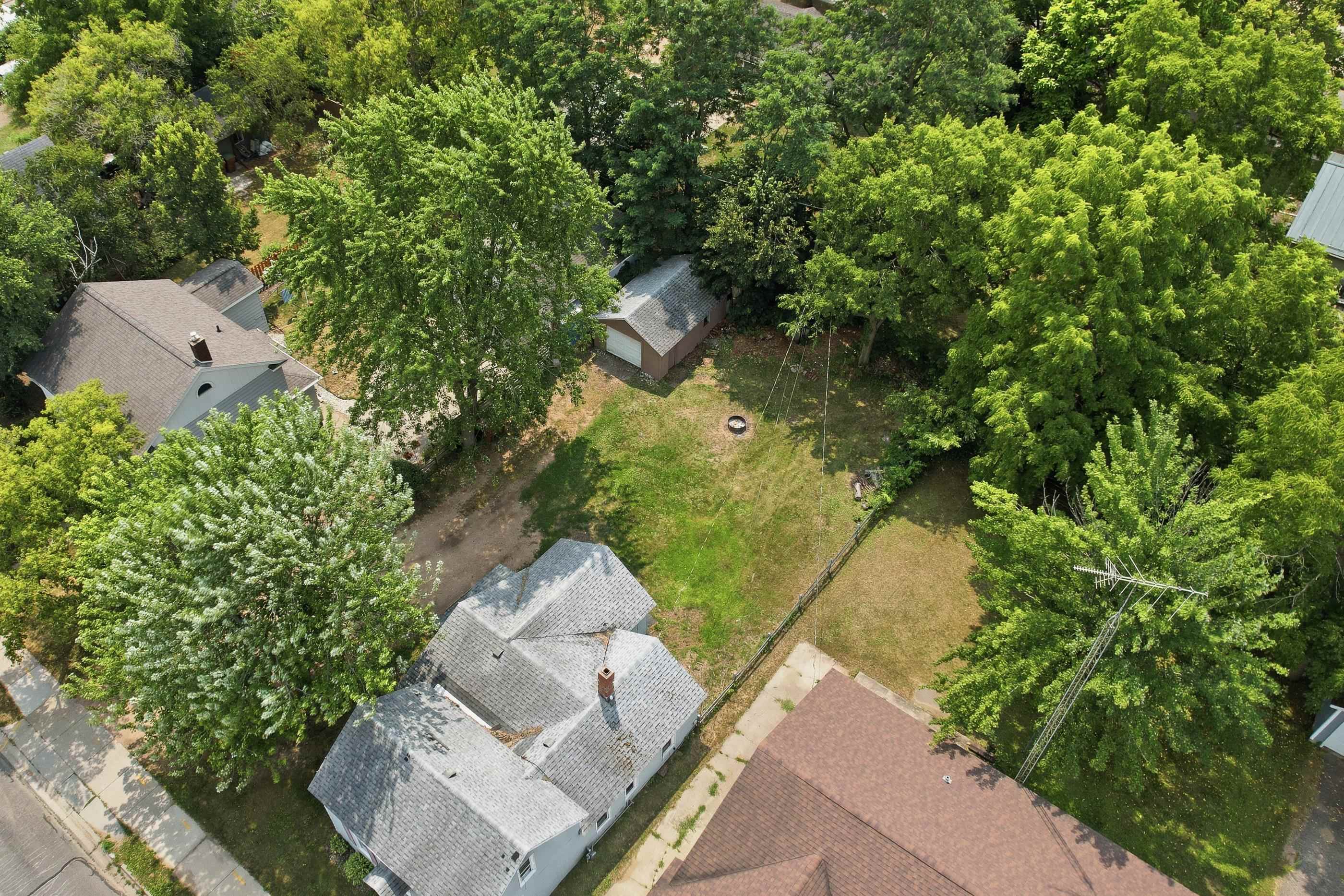 2142 Strongs Avenue Property Photo 27