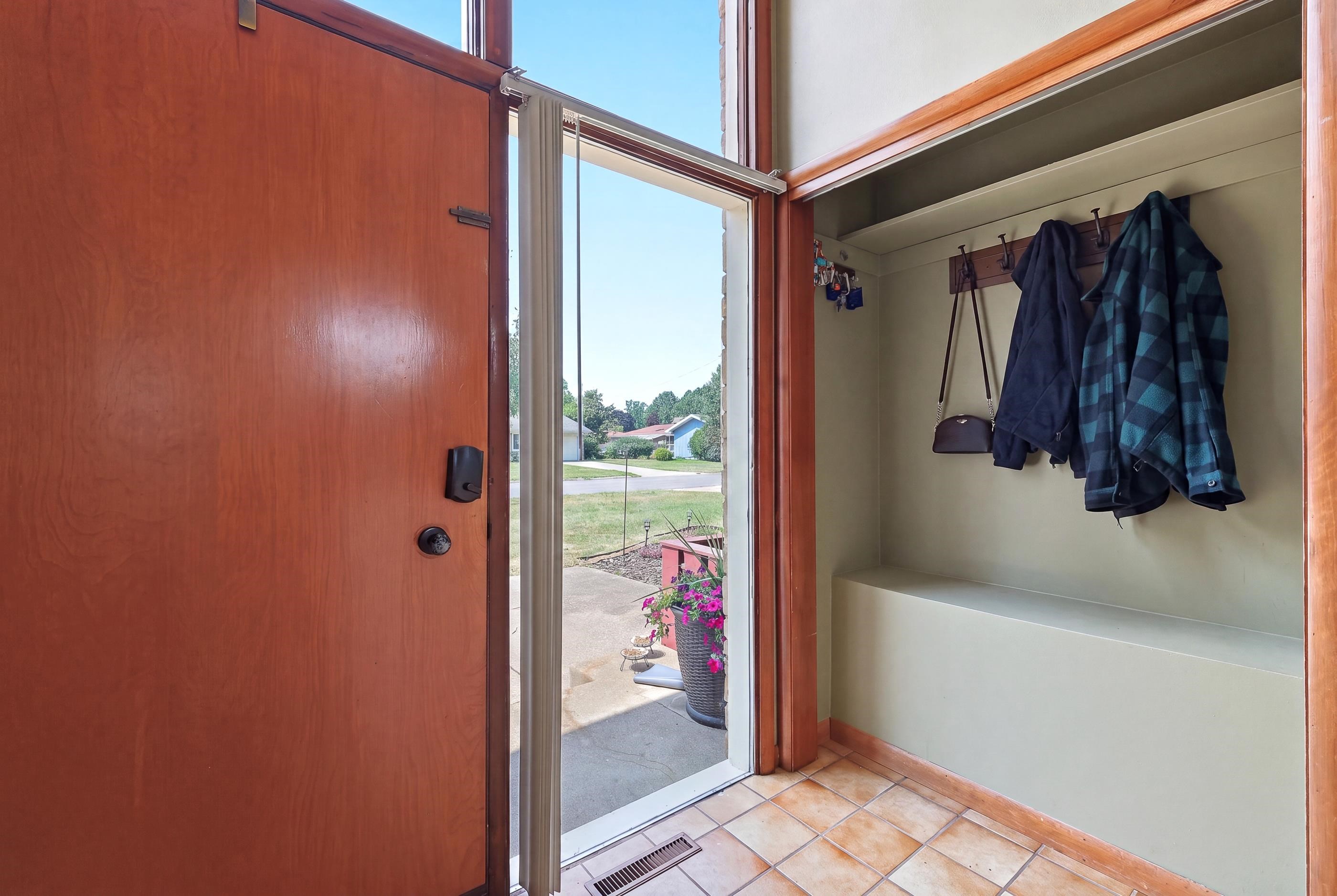 617 Sunset Boulevard Property Photo 7