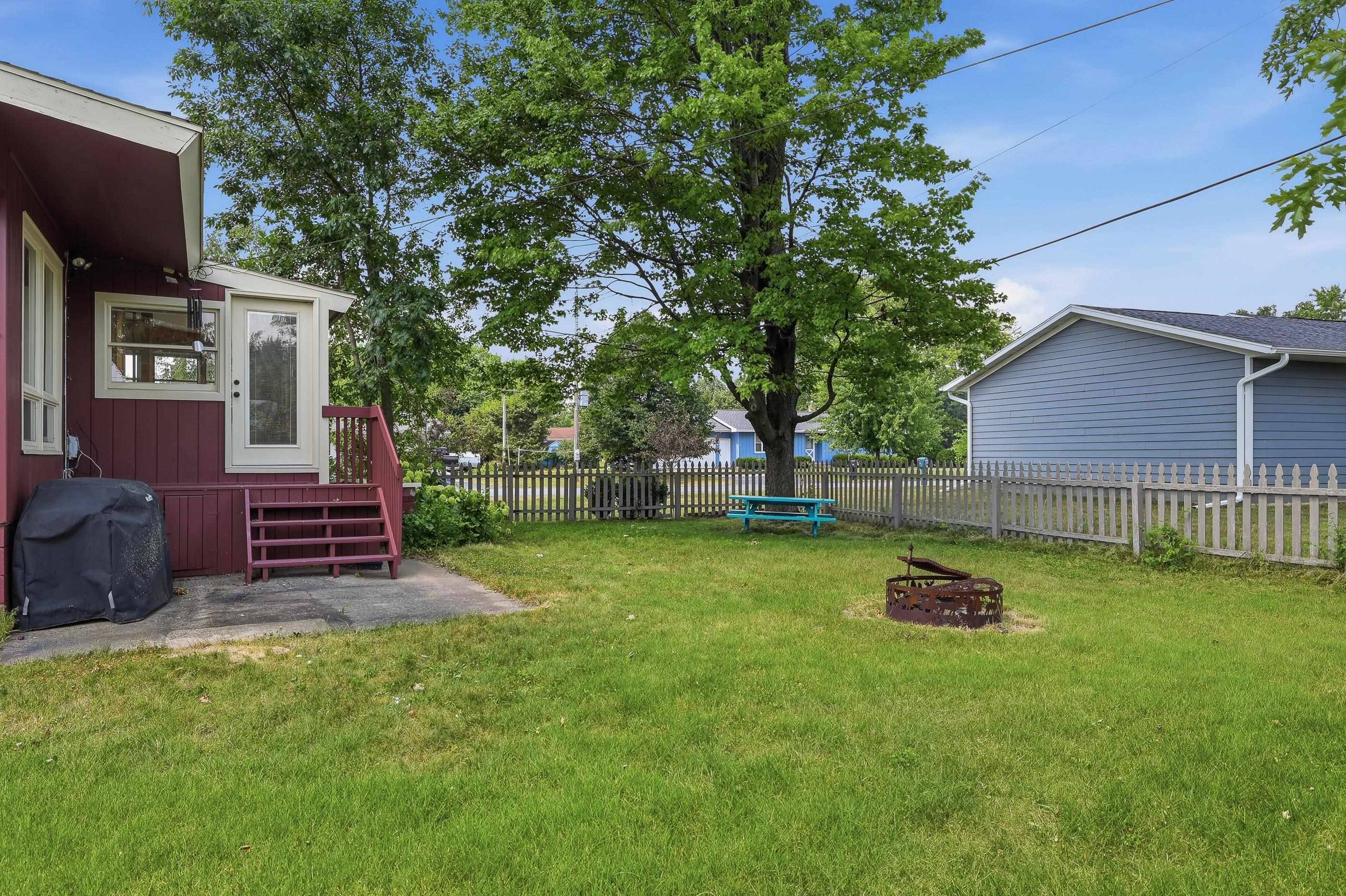 617 Sunset Boulevard Property Photo 48