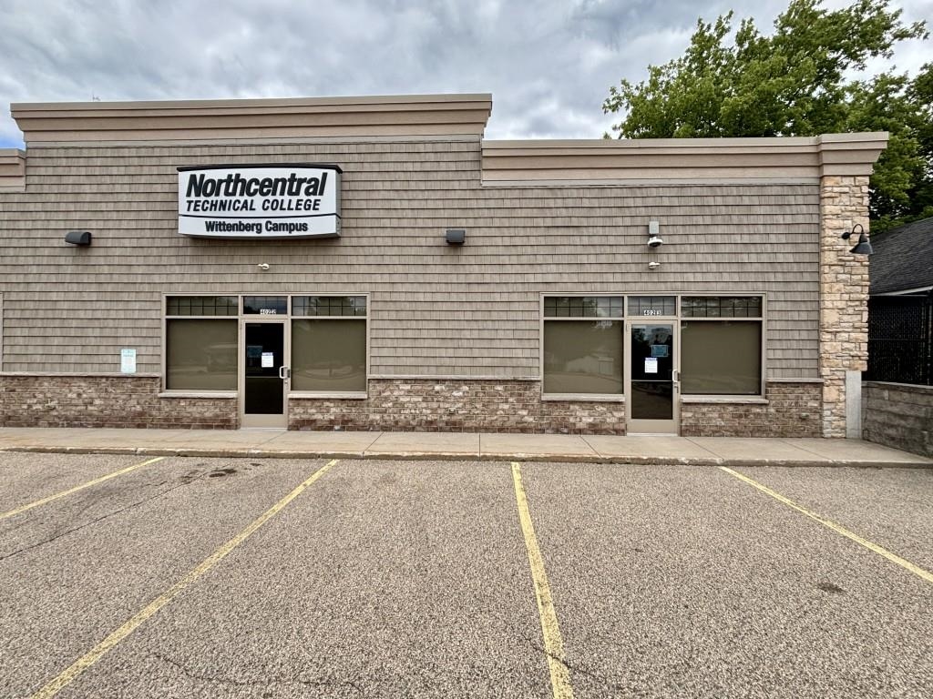 402 N Genesee Street Property Photo 1
