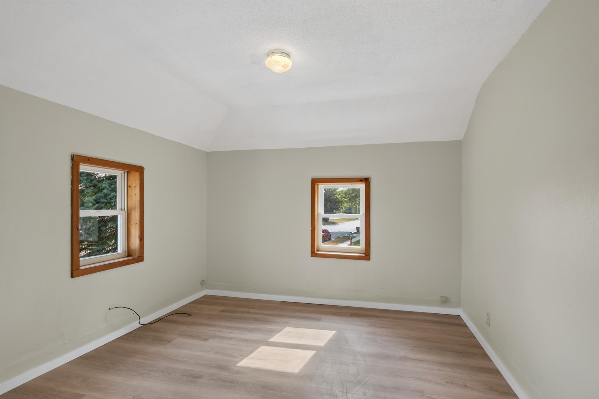 551 8th Avenue North Property Photo 21