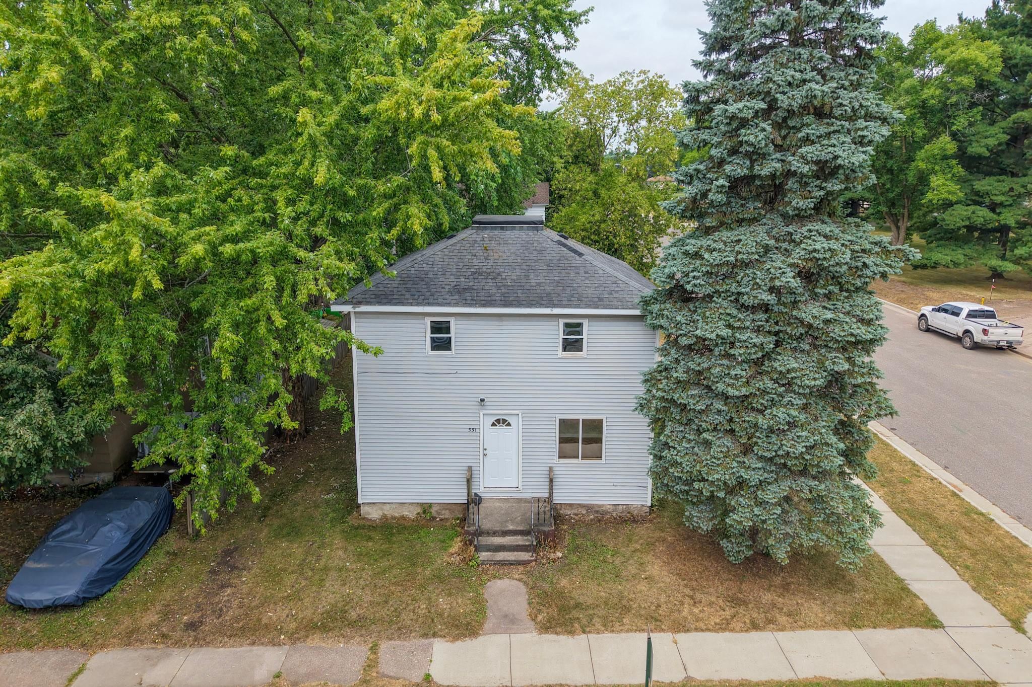 551 8th Avenue North Property Photo 33