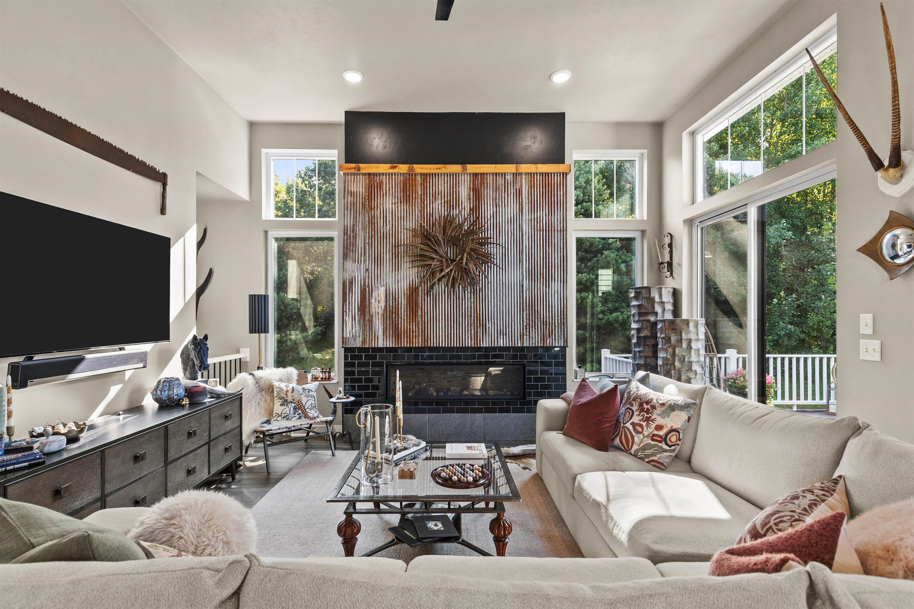 10257 Yellow Brick Road Property Photo 10