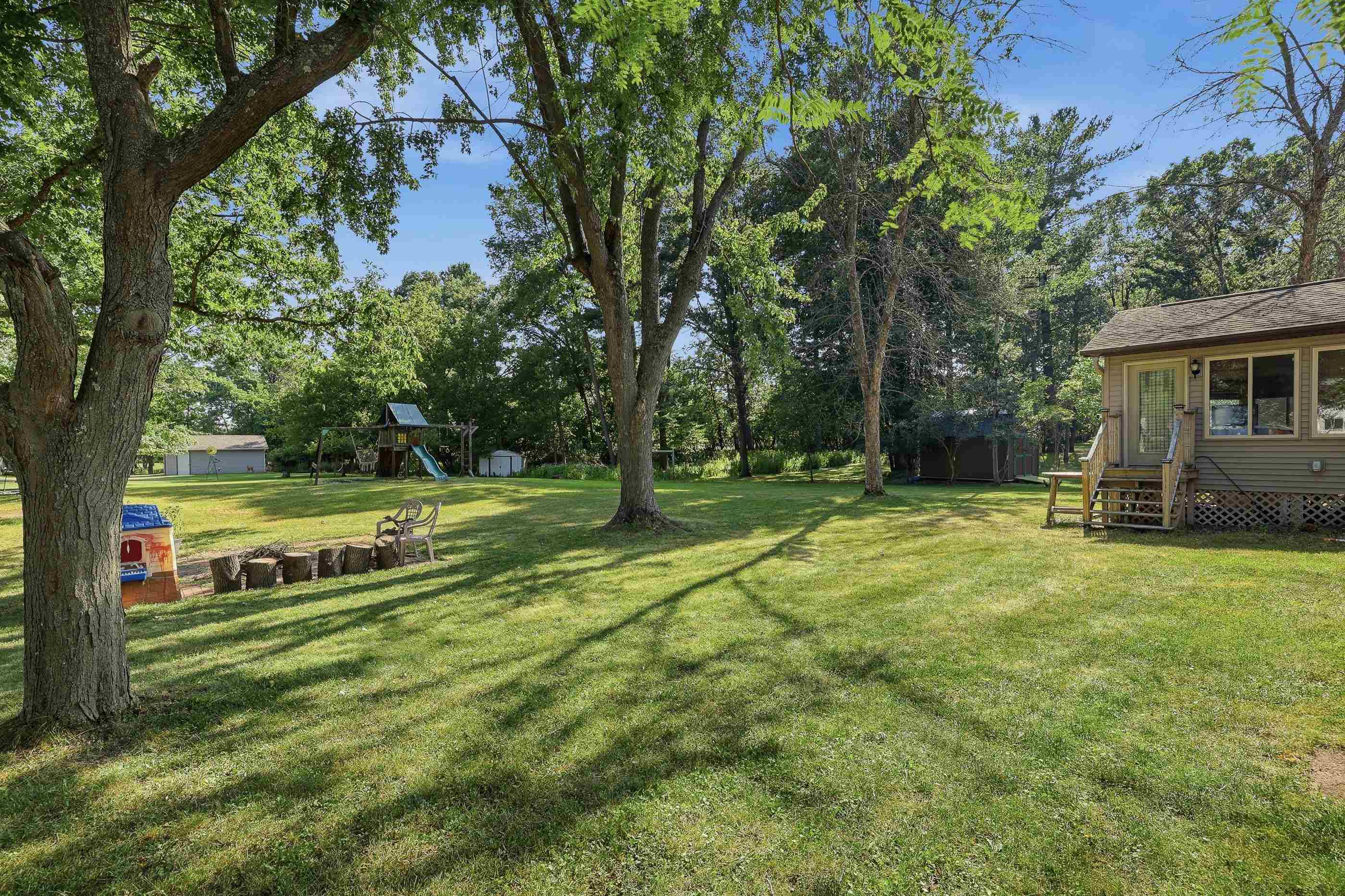 1007 W 3rd Street Property Photo 45