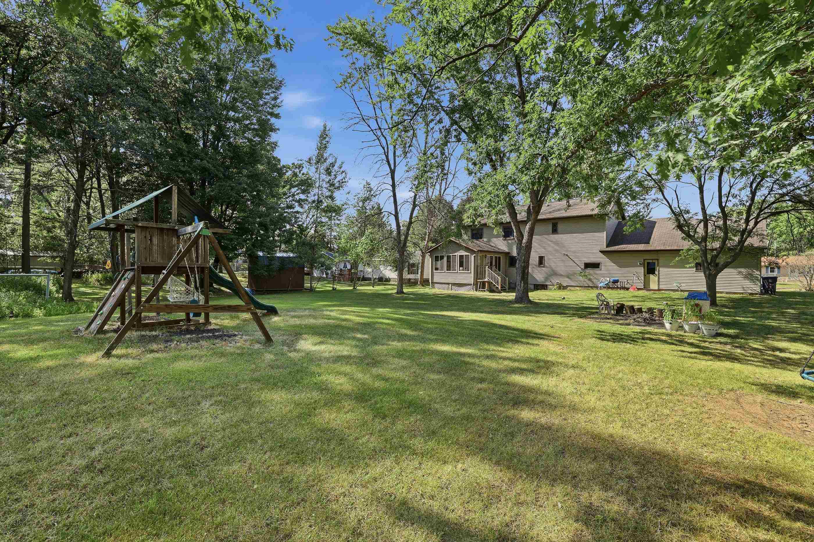 1007 W 3rd Street Property Photo 46