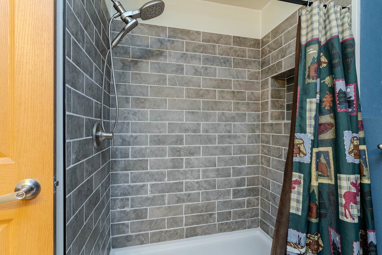 2066 Timothy Lane Property Photo 22