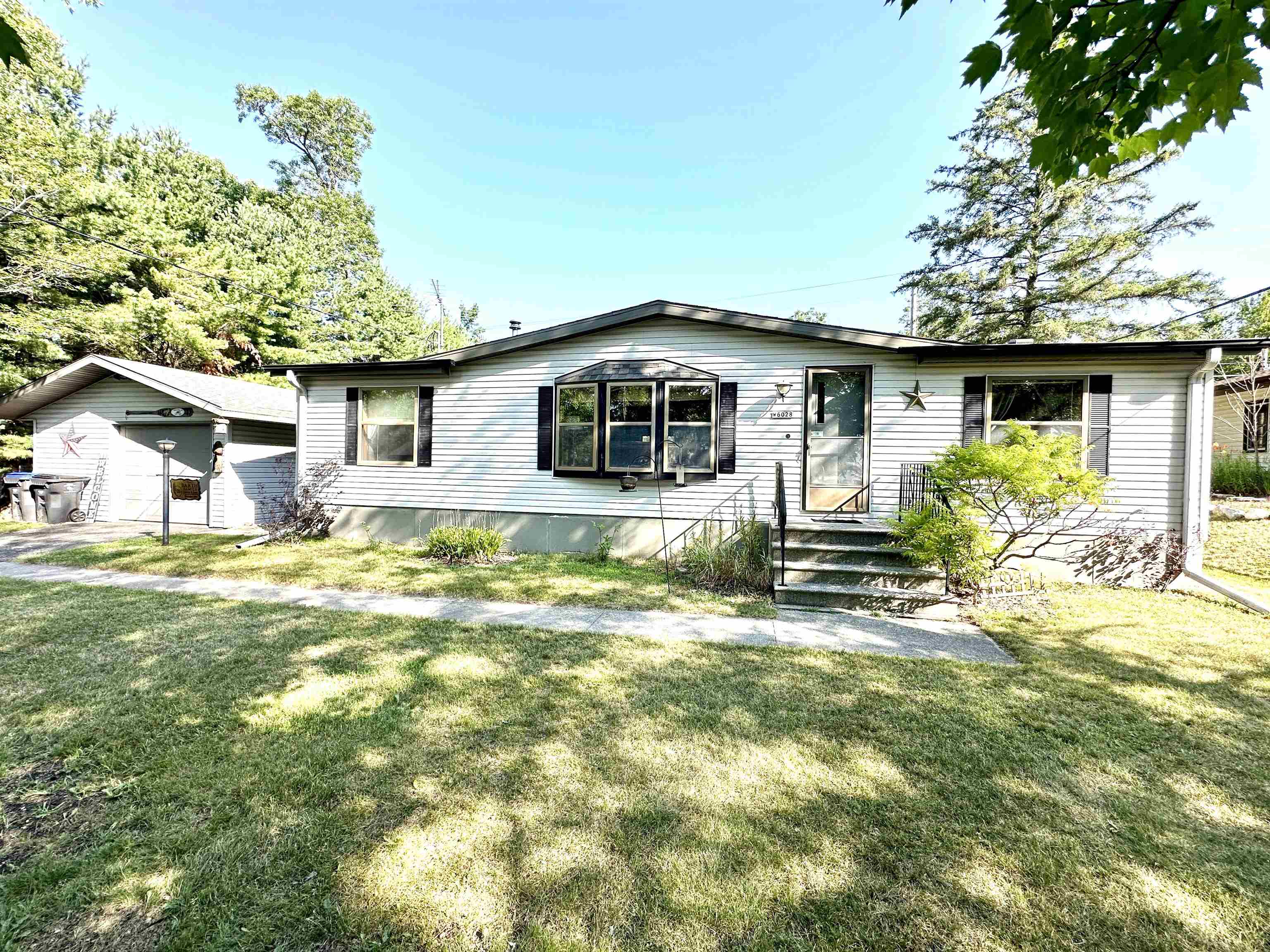 W6028 N Bay Circle Property Photo 27