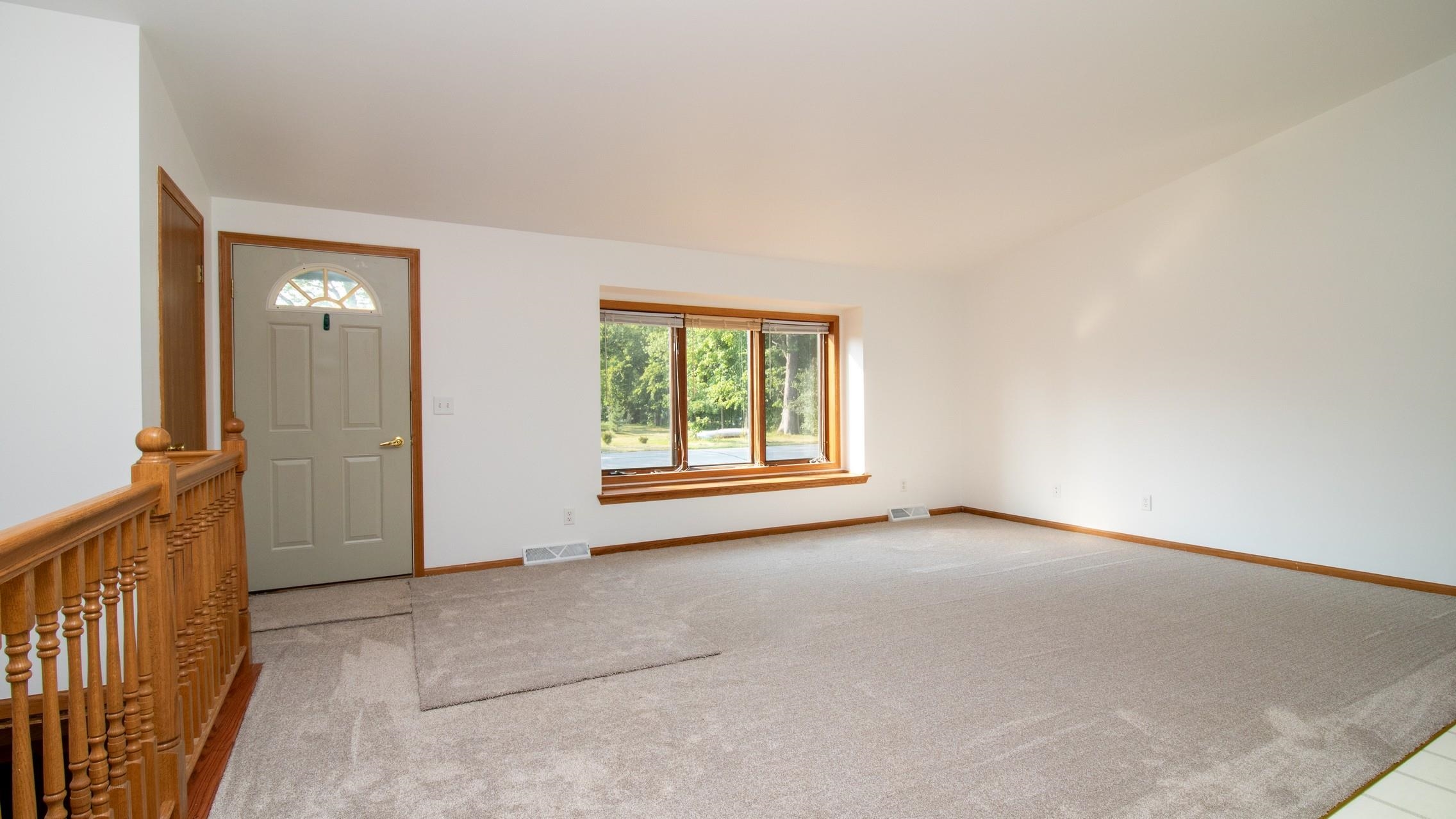 970 River Road Property Photo 2