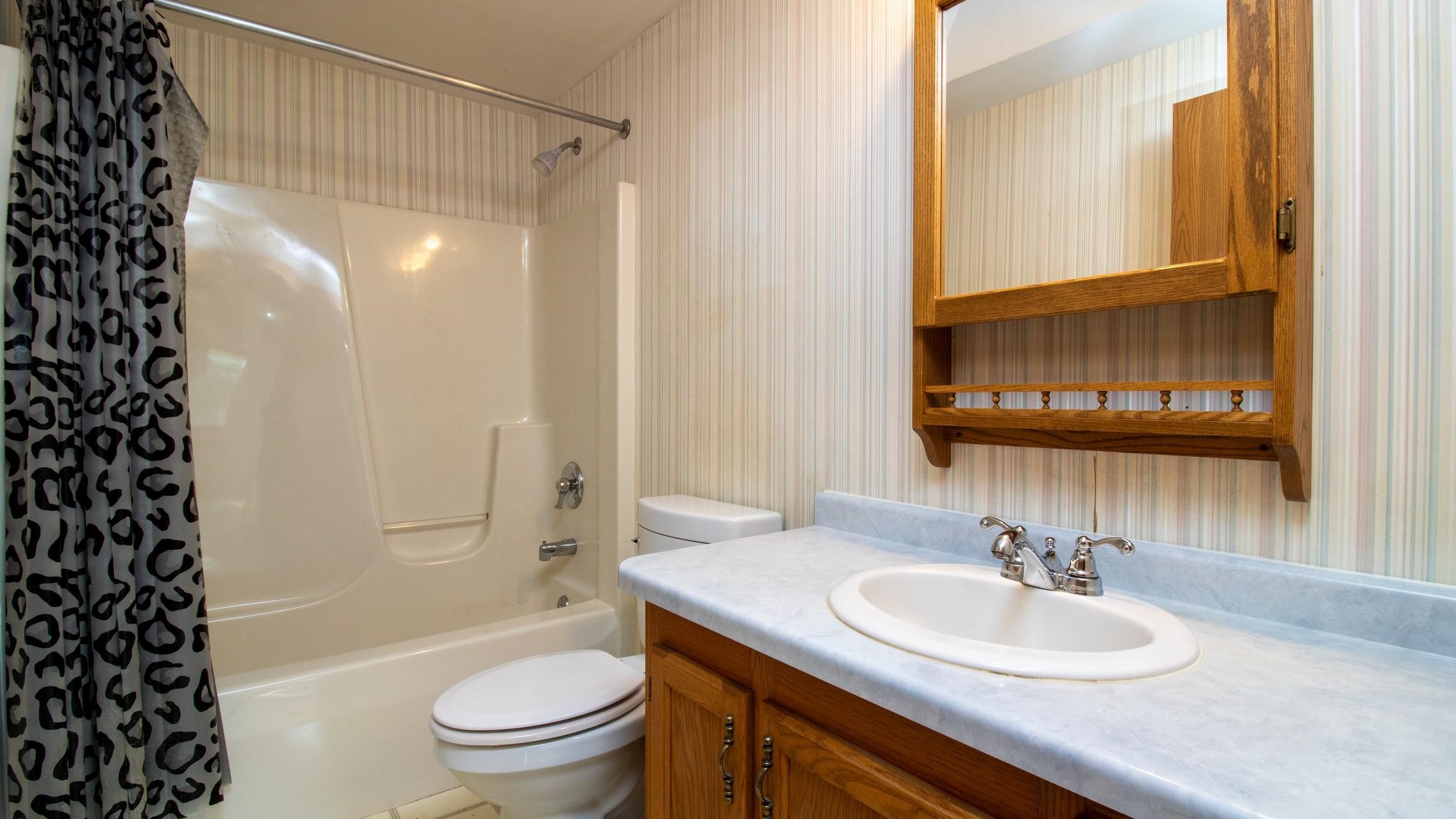 970 River Road Property Photo 13