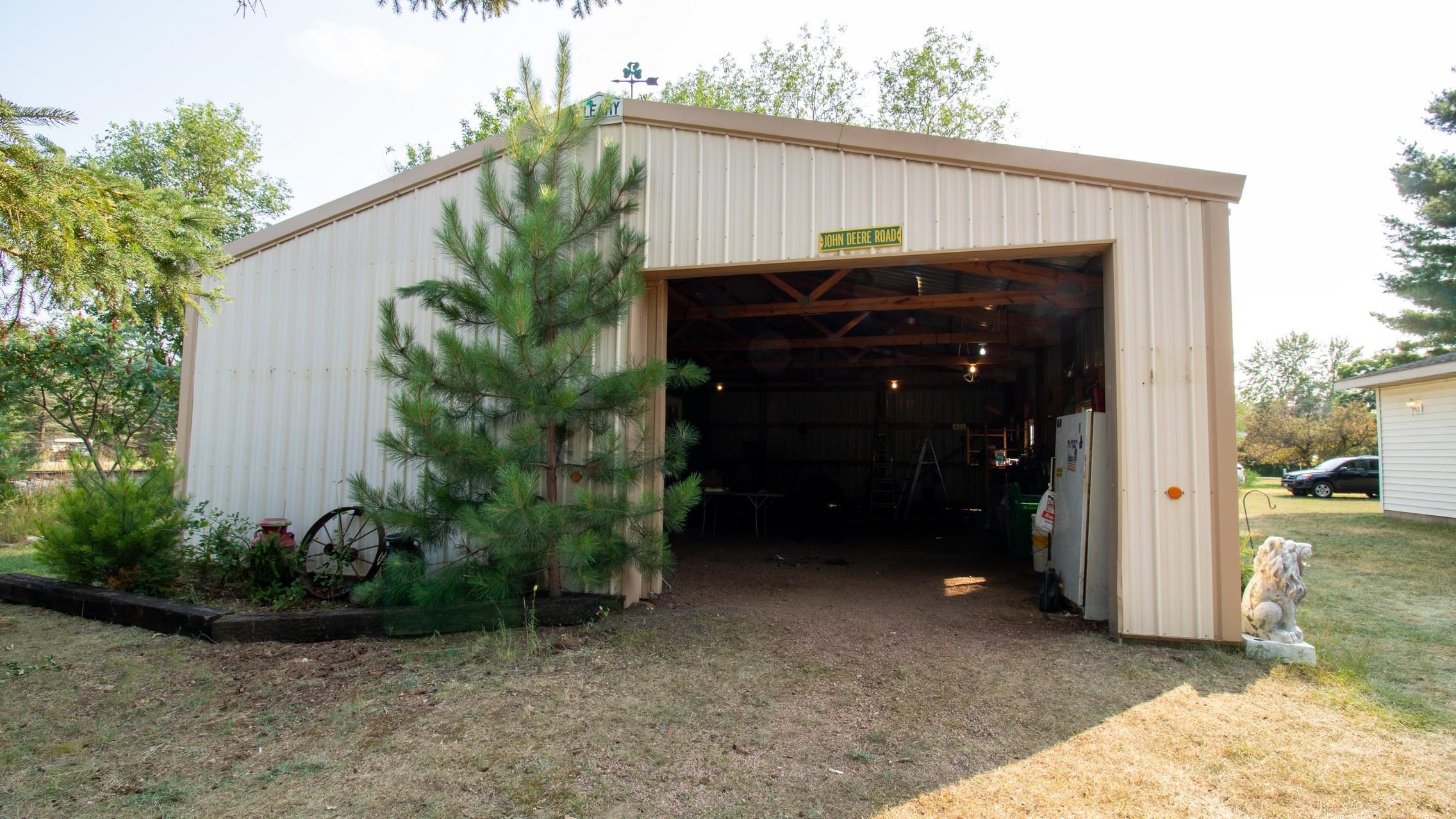 970 River Road Property Photo 36