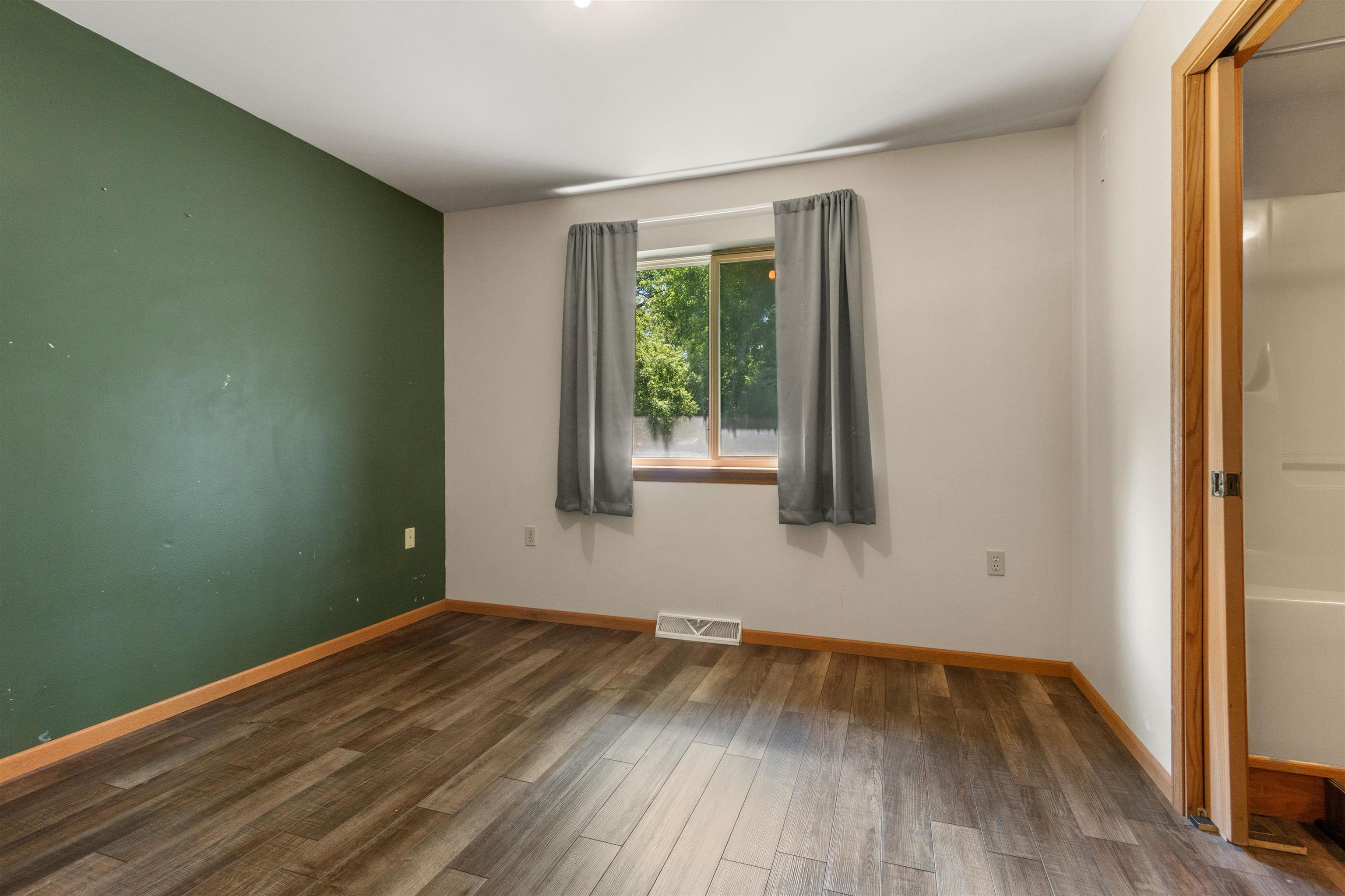 1001 Williams Street Property Photo 16