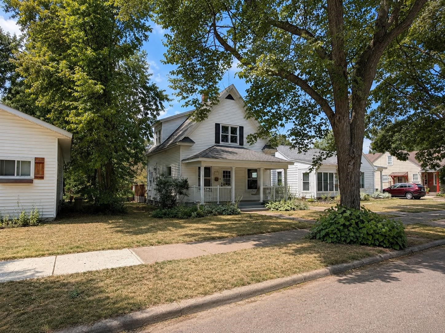 1914 Emerson Street Property Photo 1
