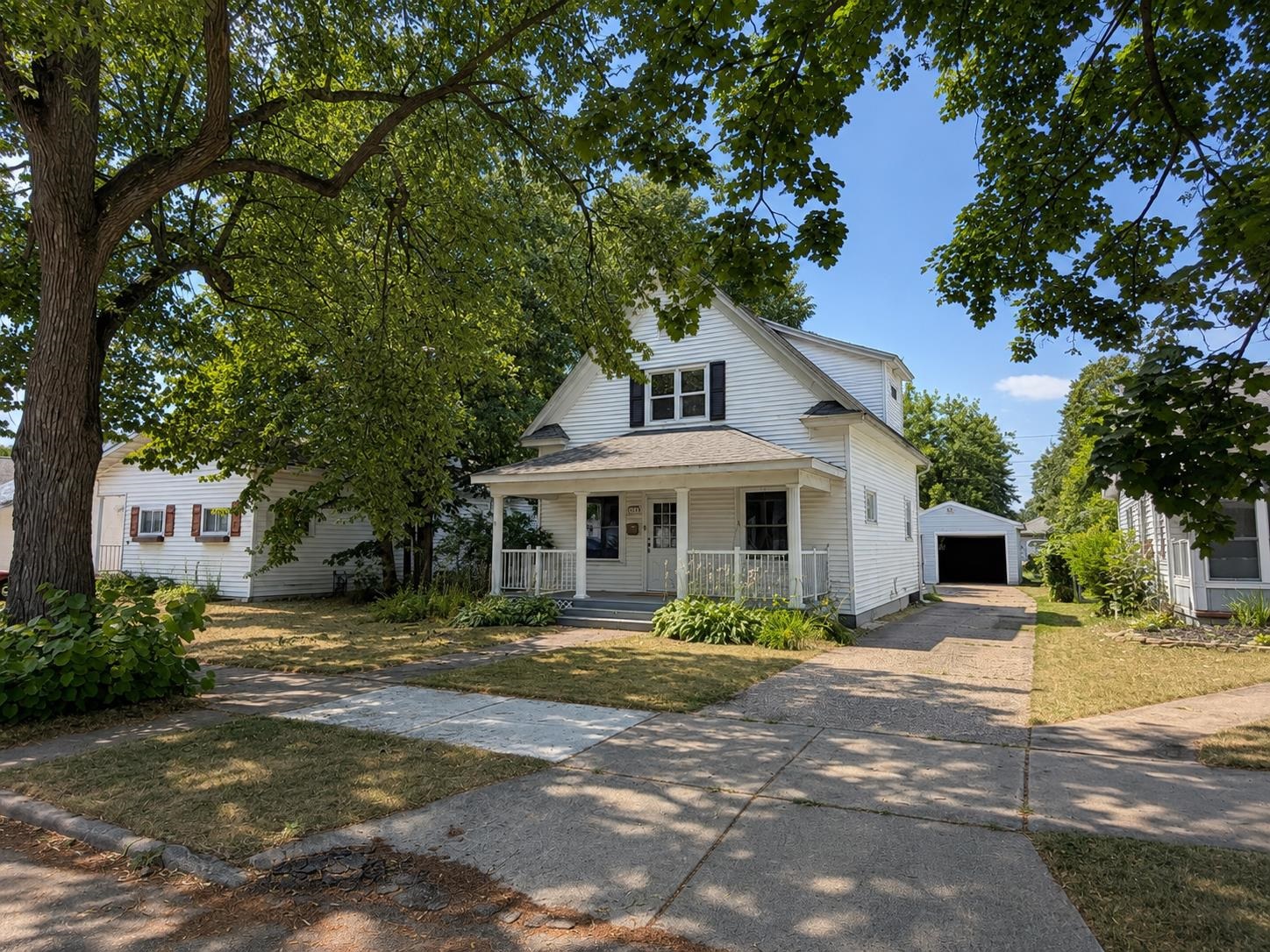 1914 Emerson Street Property Photo 2