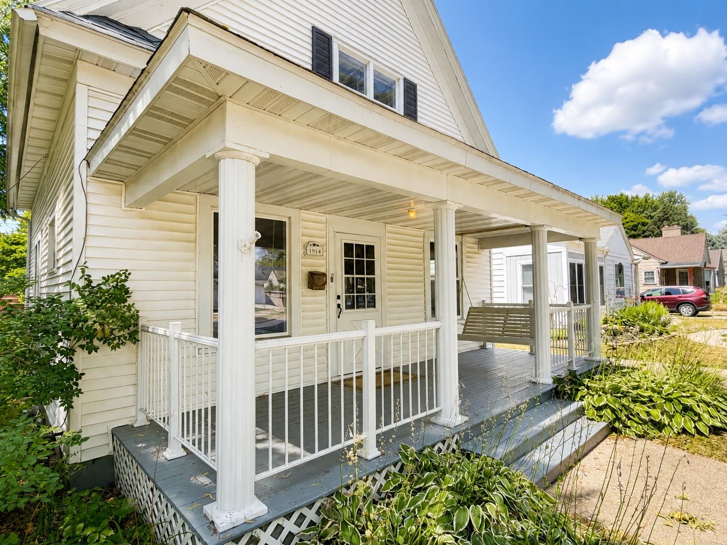 1914 Emerson Street Property Photo 3