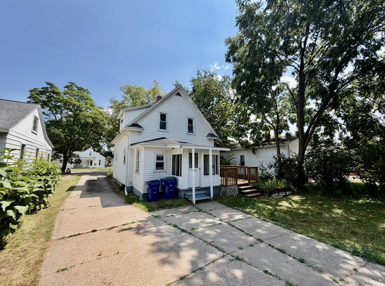 1914 Emerson Street Property Photo 25