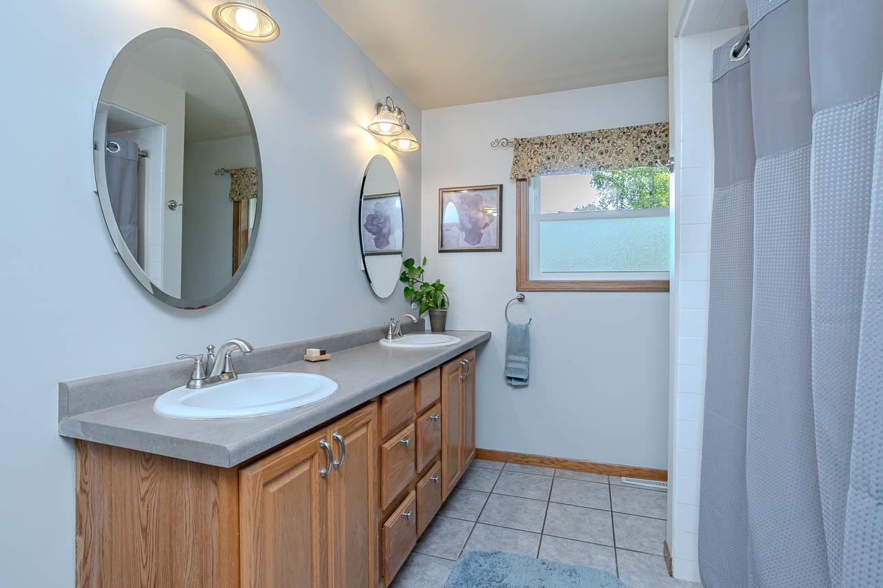 7611 Callon Avenue Property Photo 24