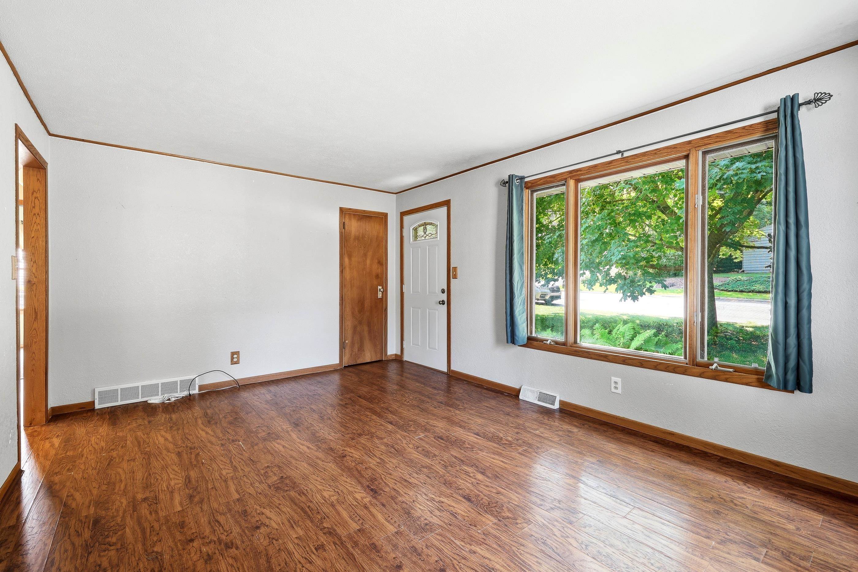 1108 Brown Street Property Photo 9