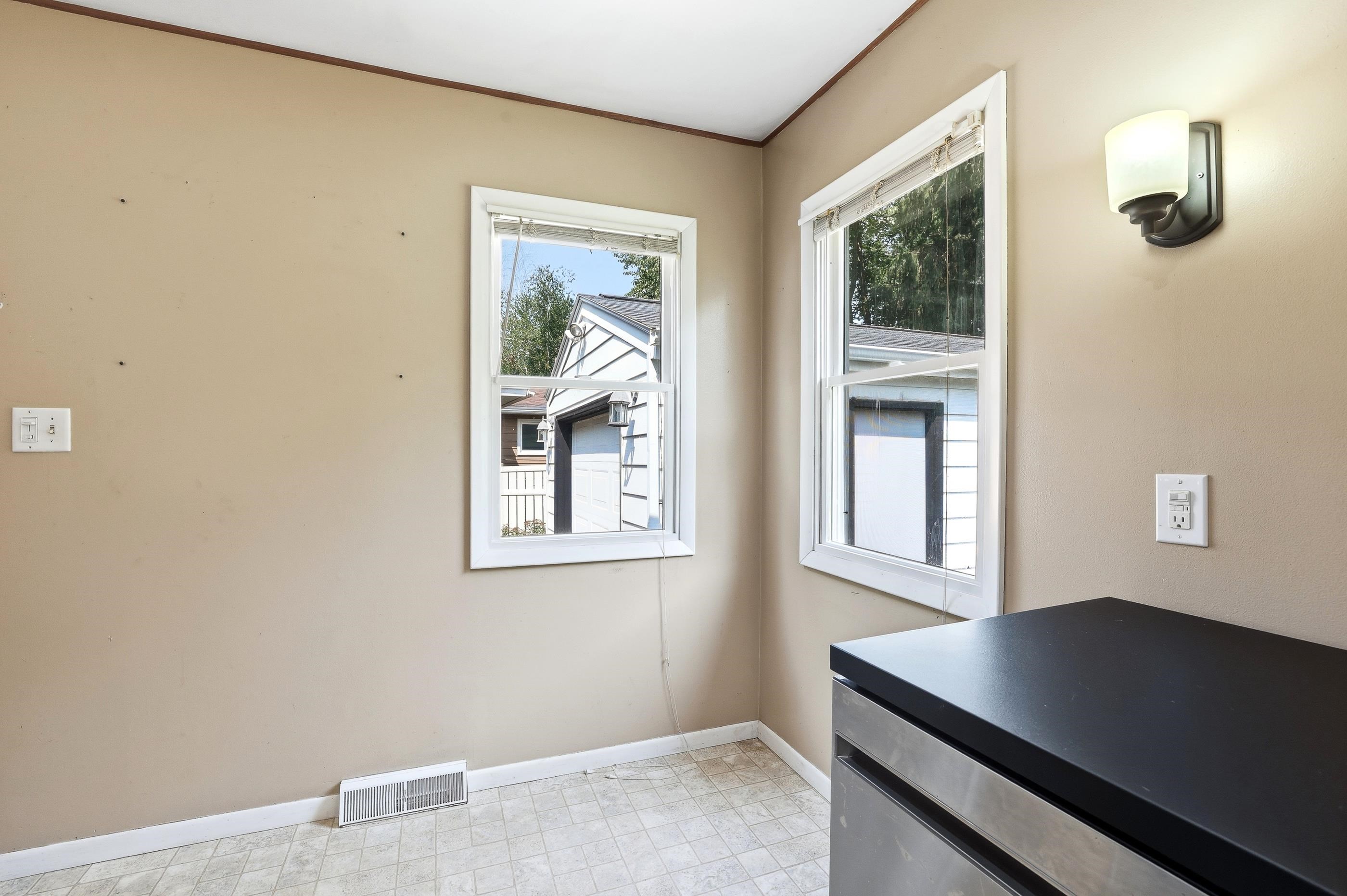 1108 Brown Street Property Photo 13