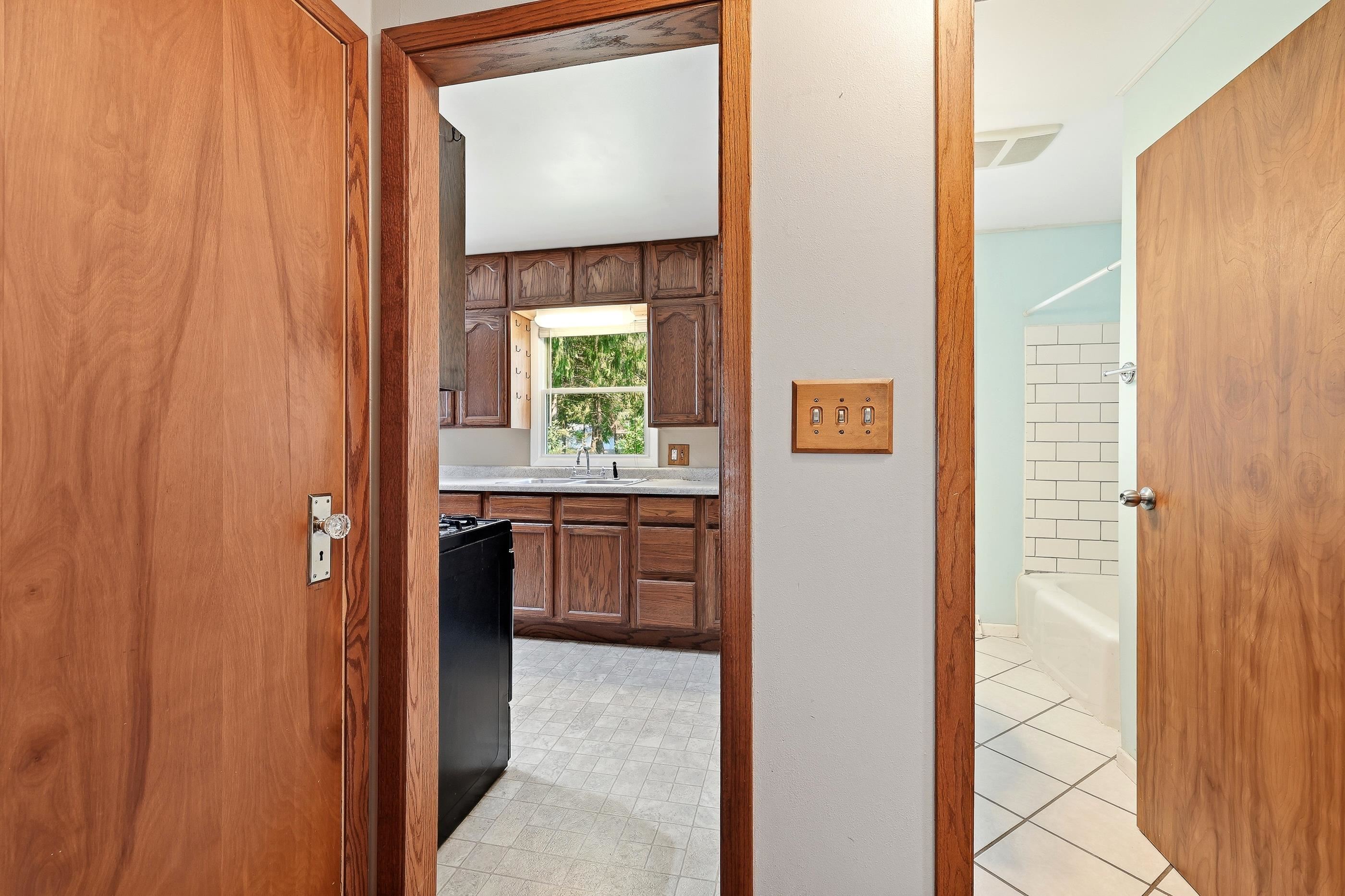 1108 Brown Street Property Photo 16