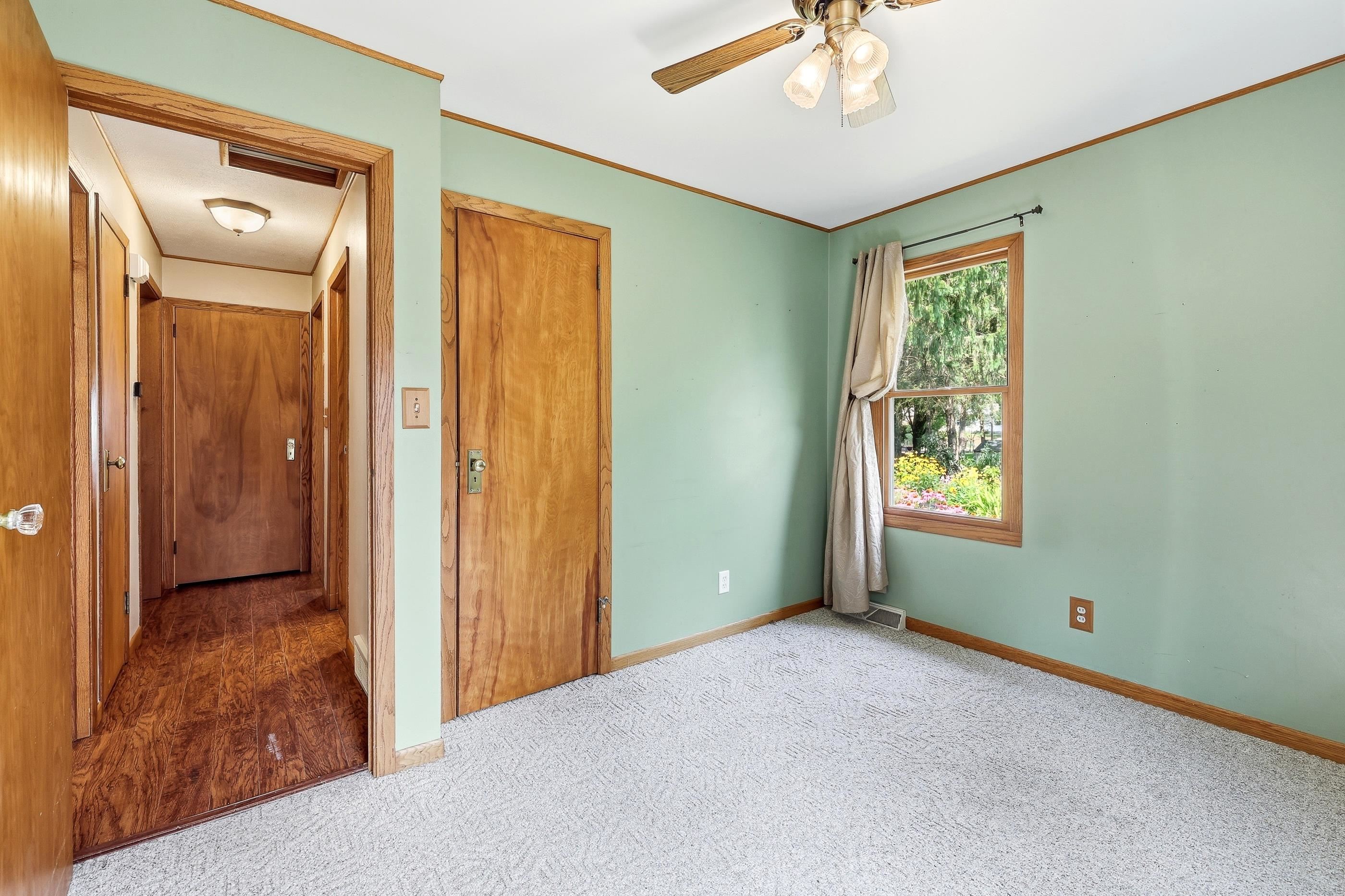 1108 Brown Street Property Photo 22
