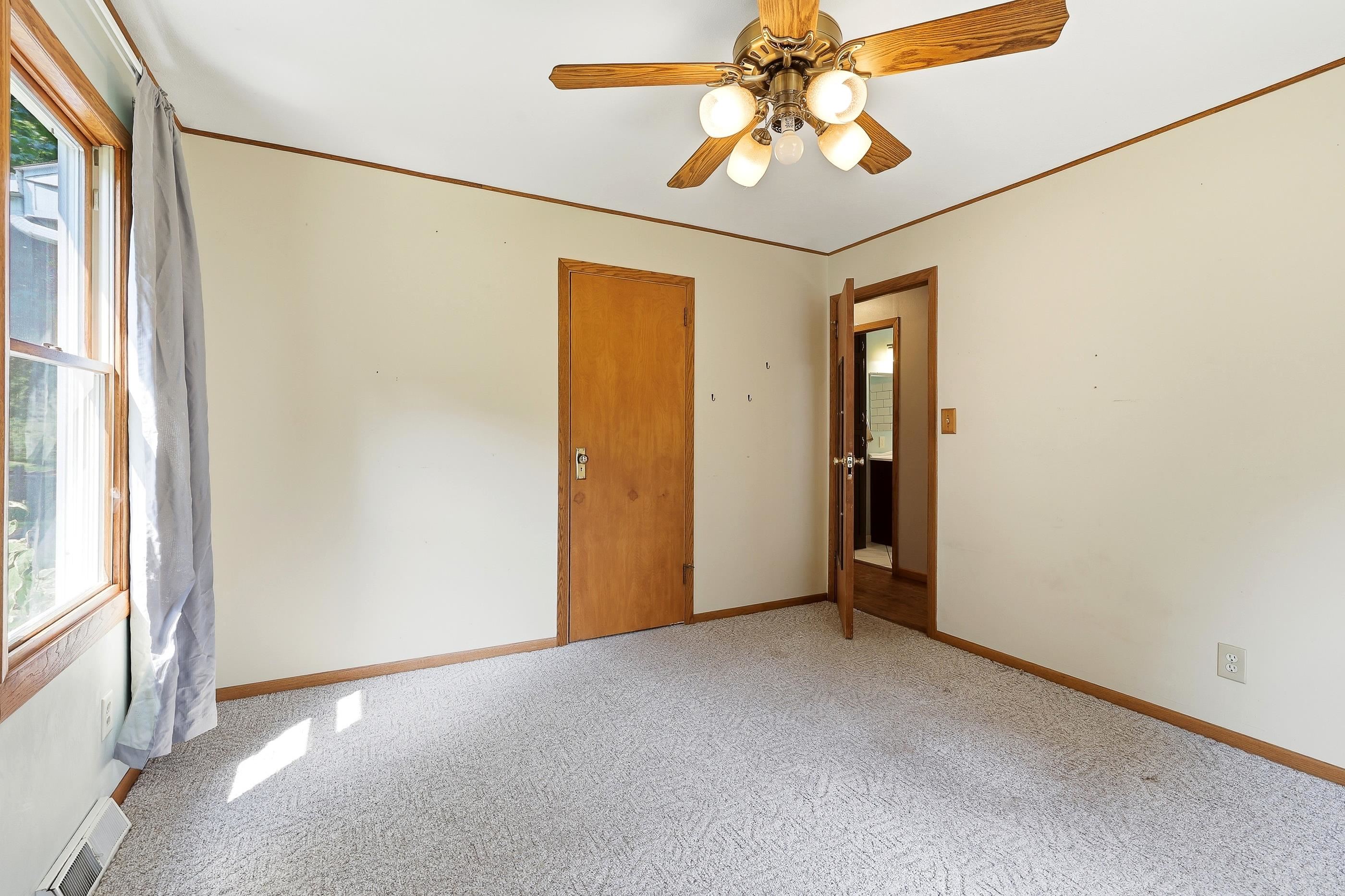 1108 Brown Street Property Photo 24