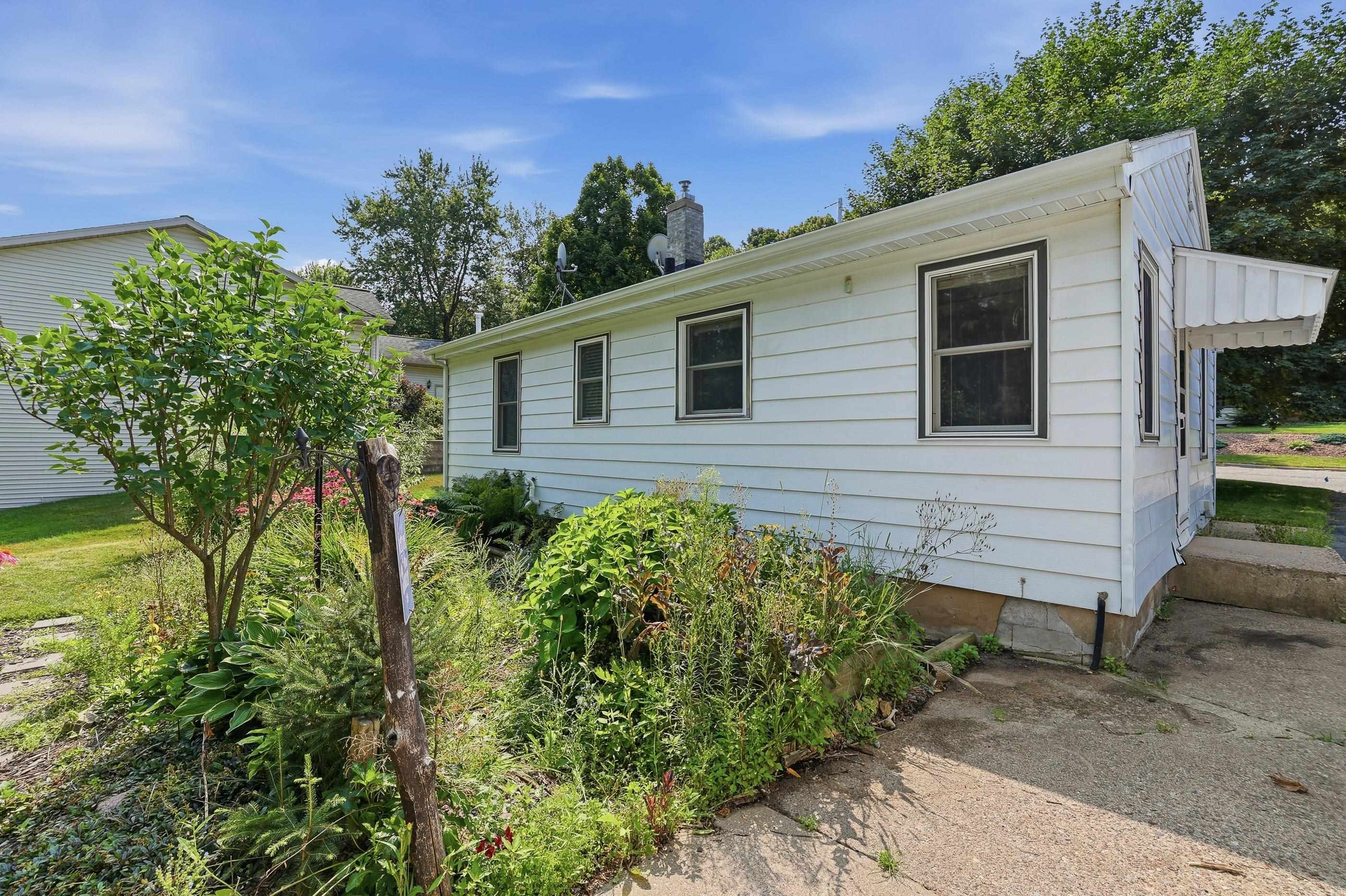 1108 Brown Street Property Photo 30