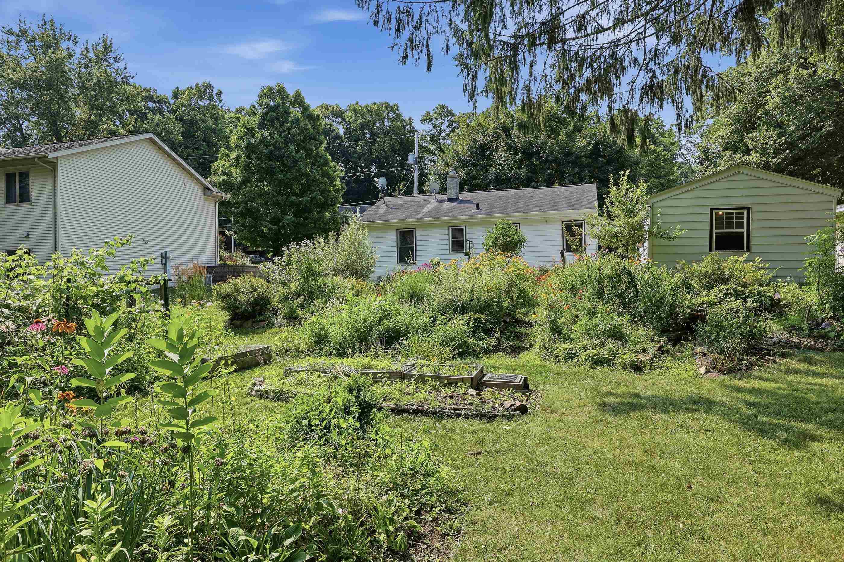 1108 Brown Street Property Photo 34