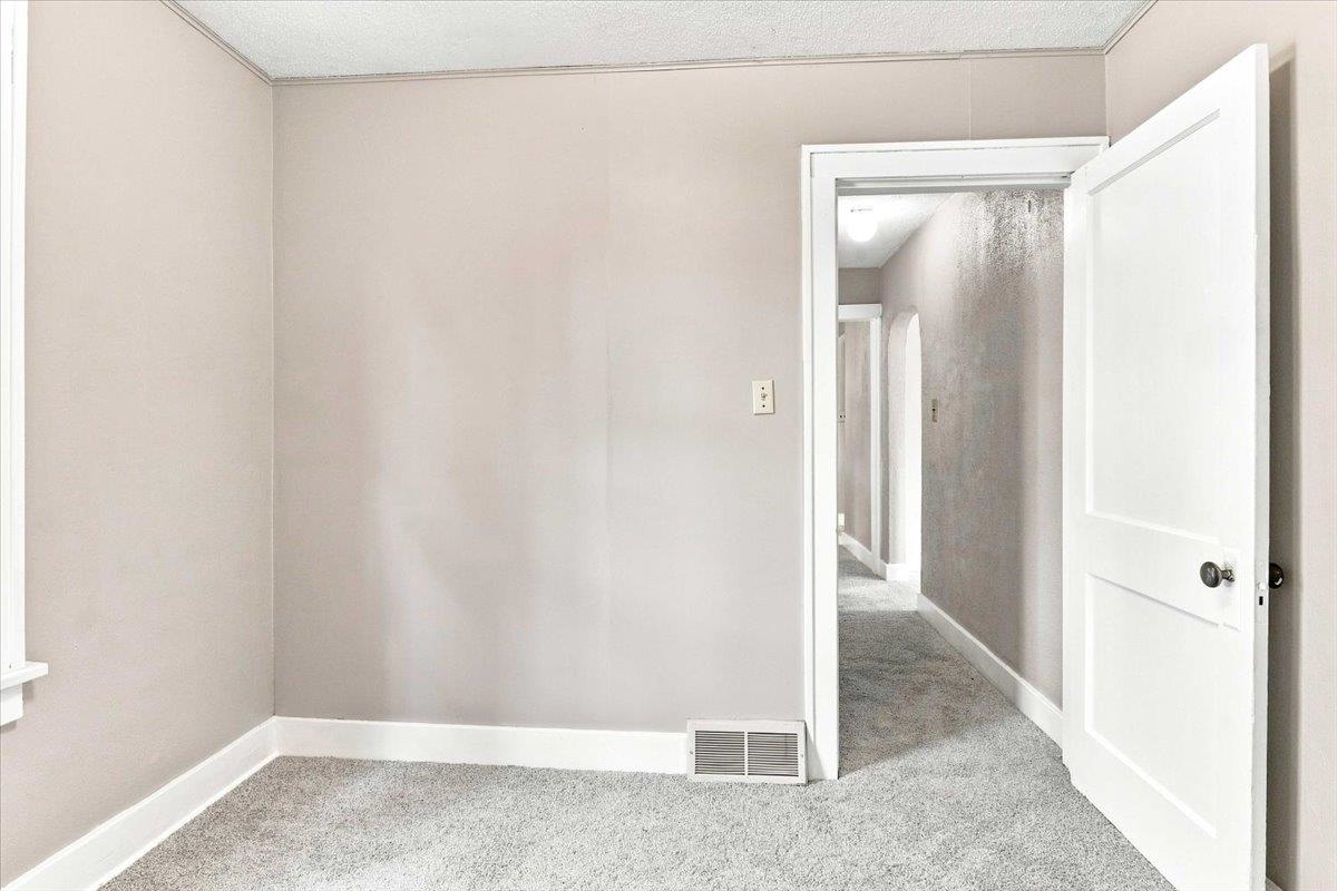 1641 S 6th Street Property Photo 15